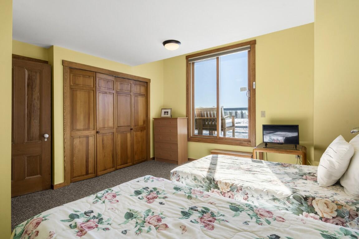 22 Gray Road, Southport, ME, 04576