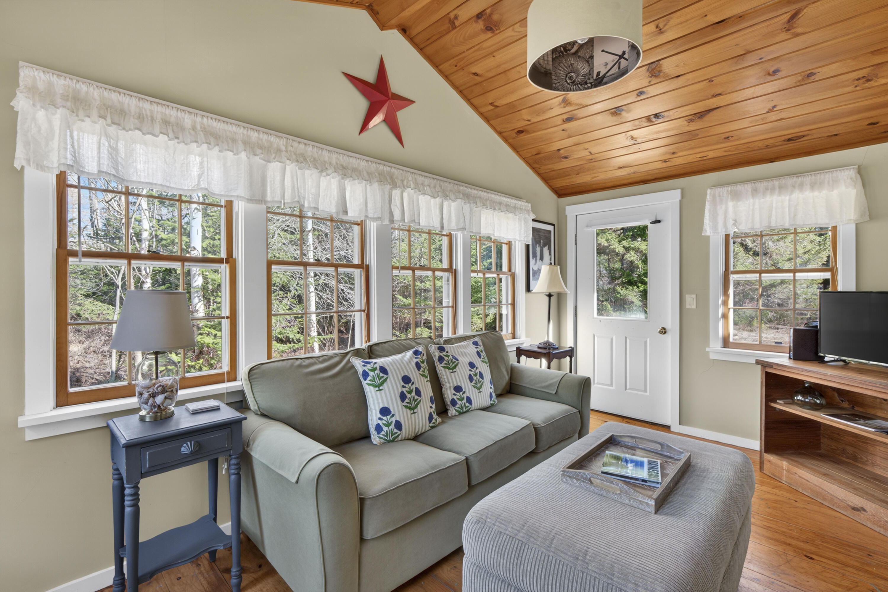 12 Harrington Cove Road, Saint George, ME, 04859