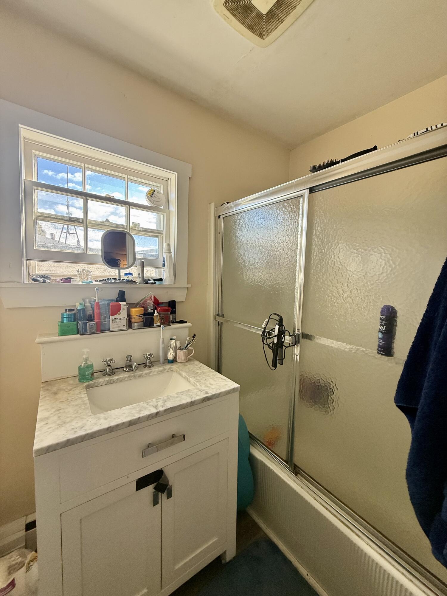 64 Main Street, Vinalhaven, ME, 04863