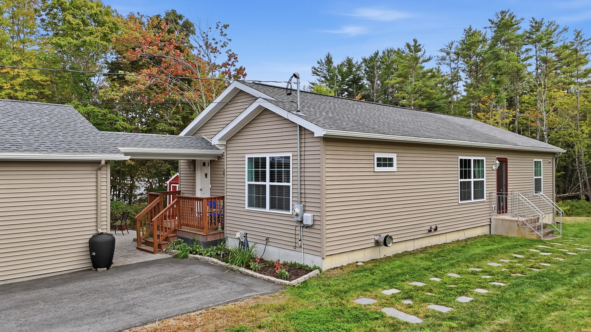 Photo of 42 Frost Hill Avenue Lisbon ME 04252