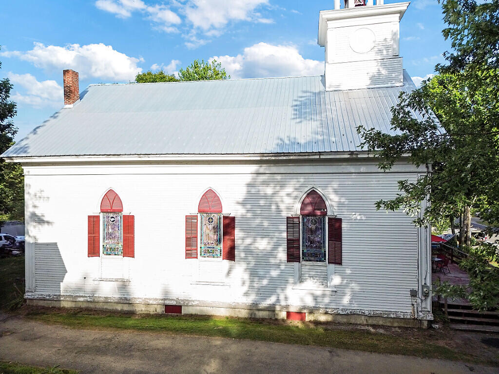 83 Main Street, Phillips, ME, 04966