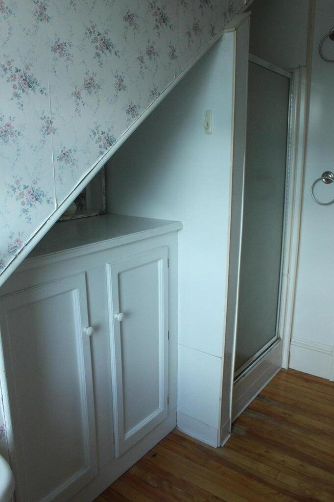 3rd floor bathroom