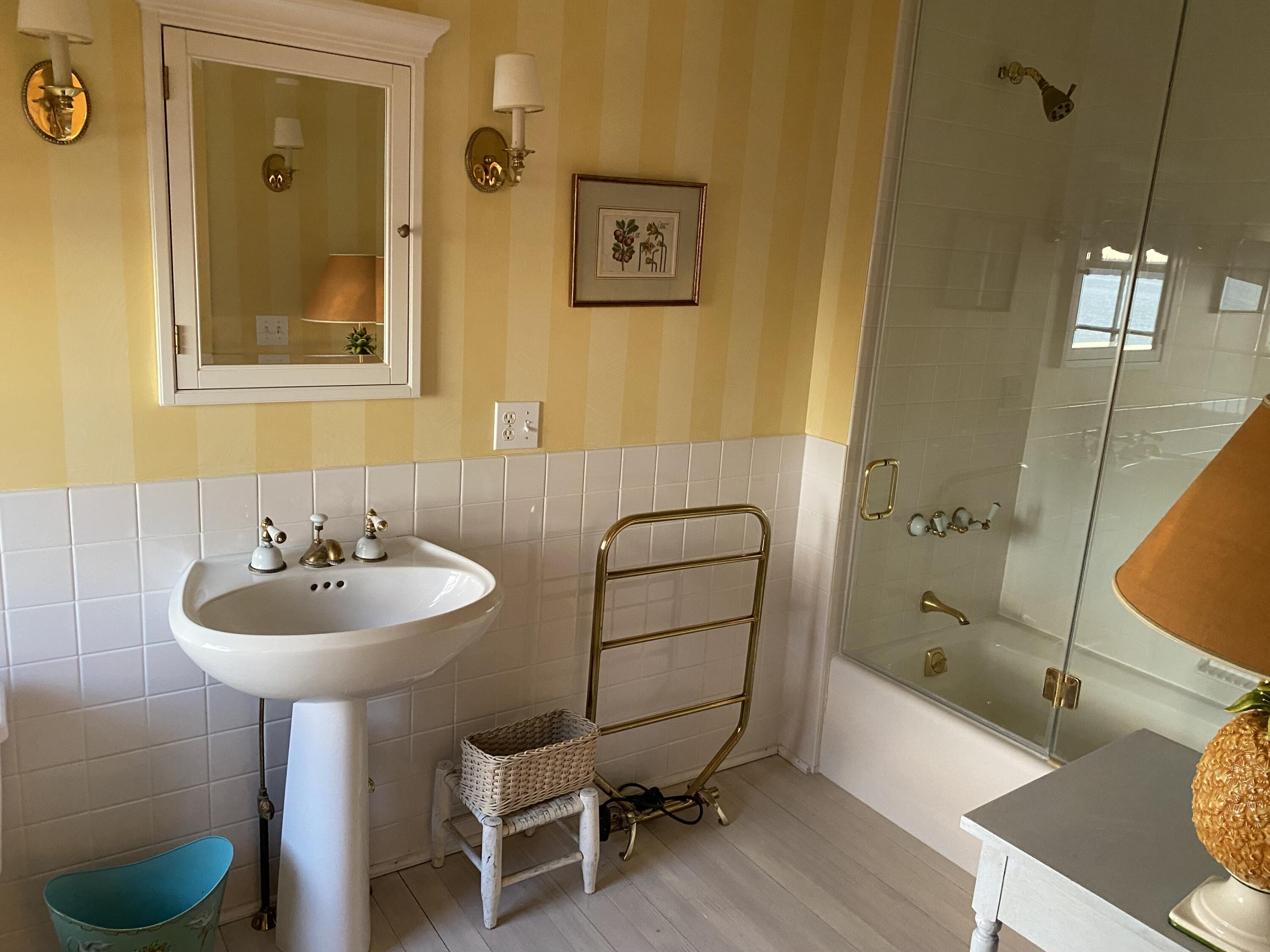 399 Hermit's Point Road, Islesboro, ME, 04848