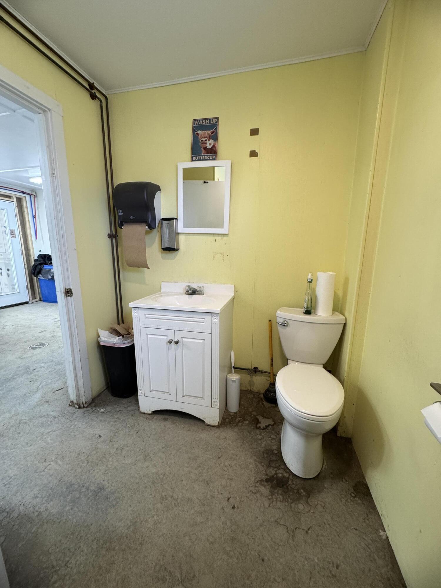 1225 W Main Street, Dover-foxcroft, ME, 04426