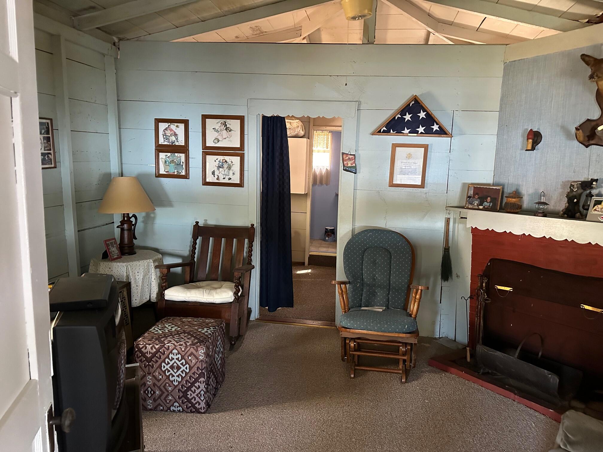 5 Appache Lane