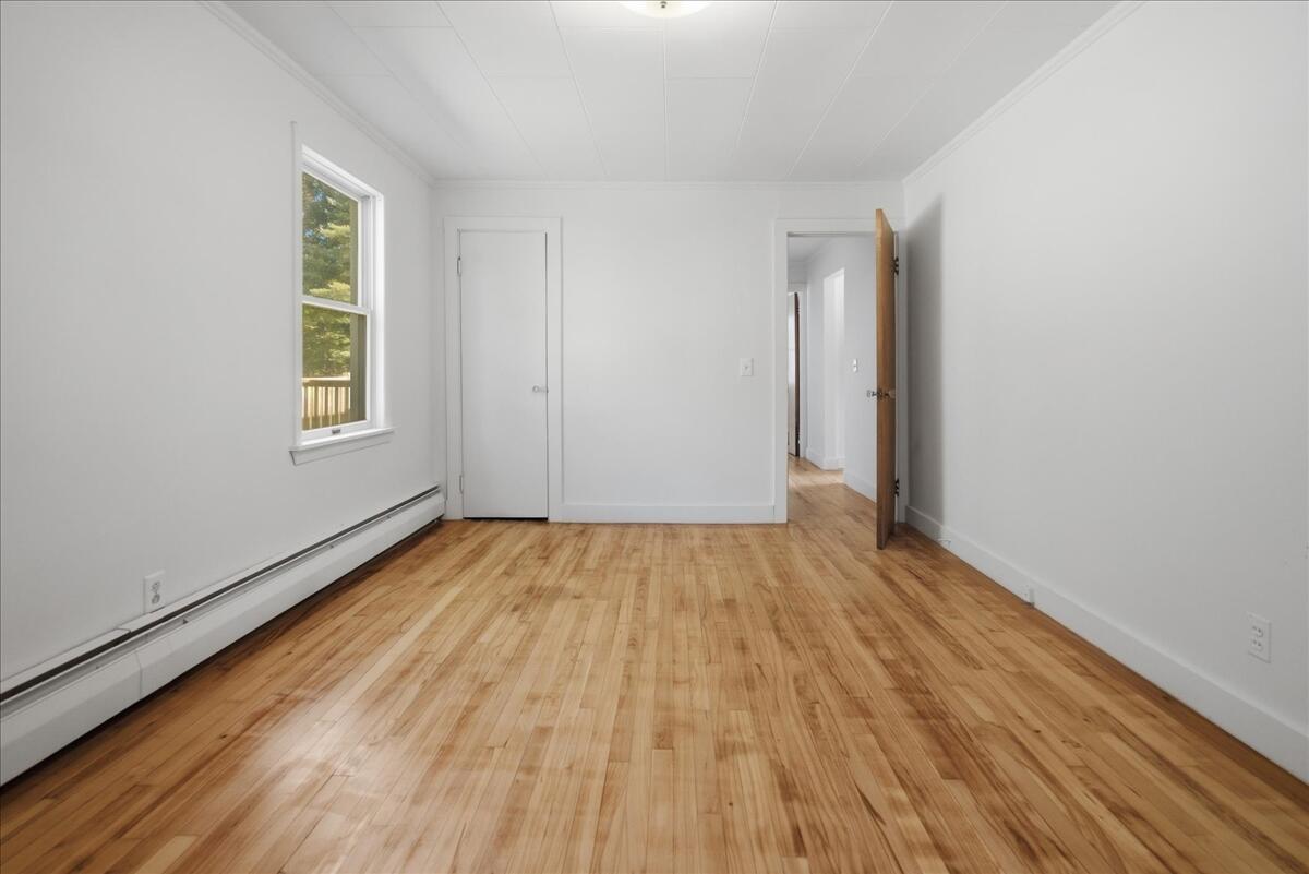 1827 Minot Avenue, Auburn, ME 04210 52-1-52