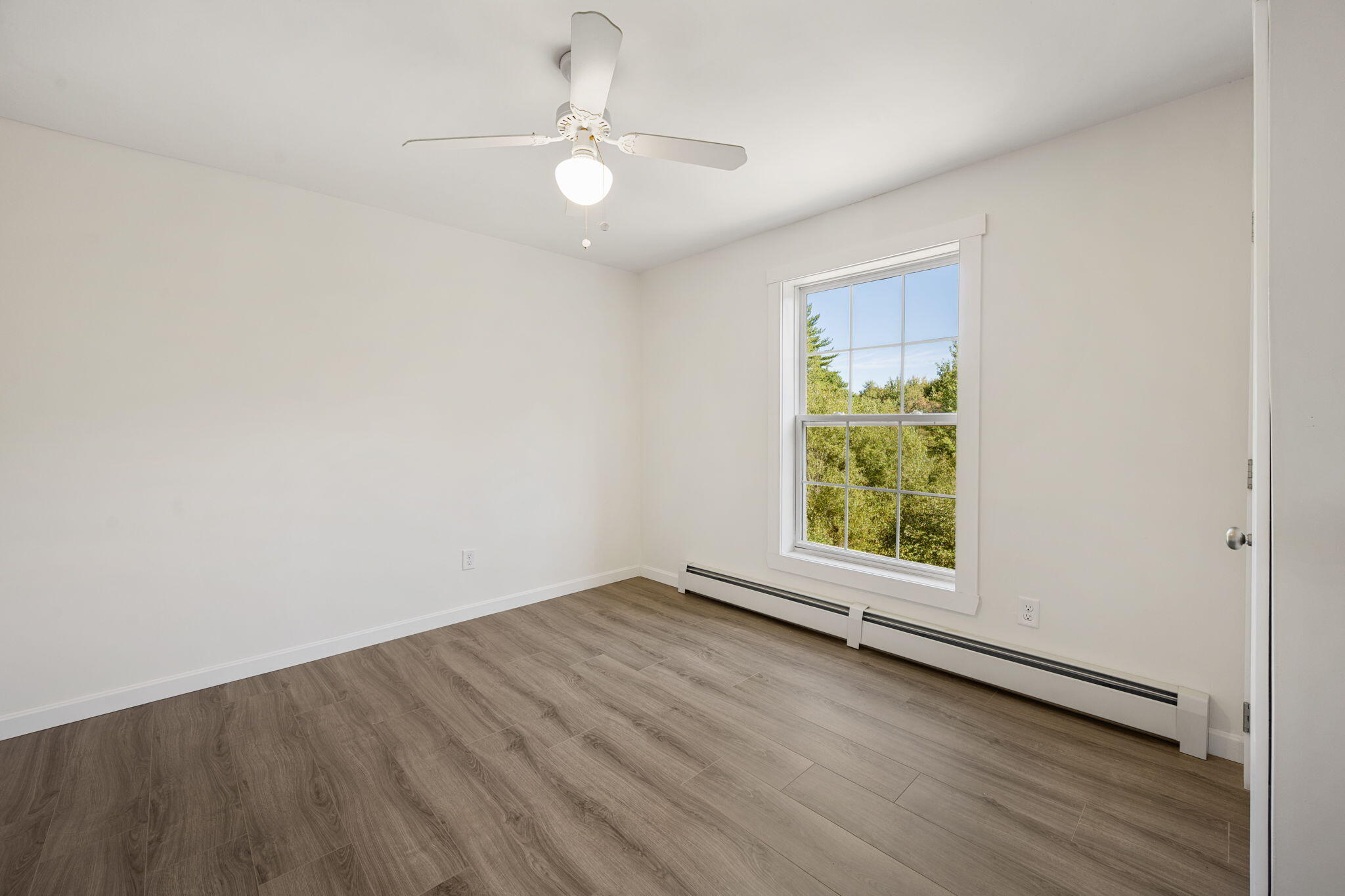 Bedroom 5 or Office Space