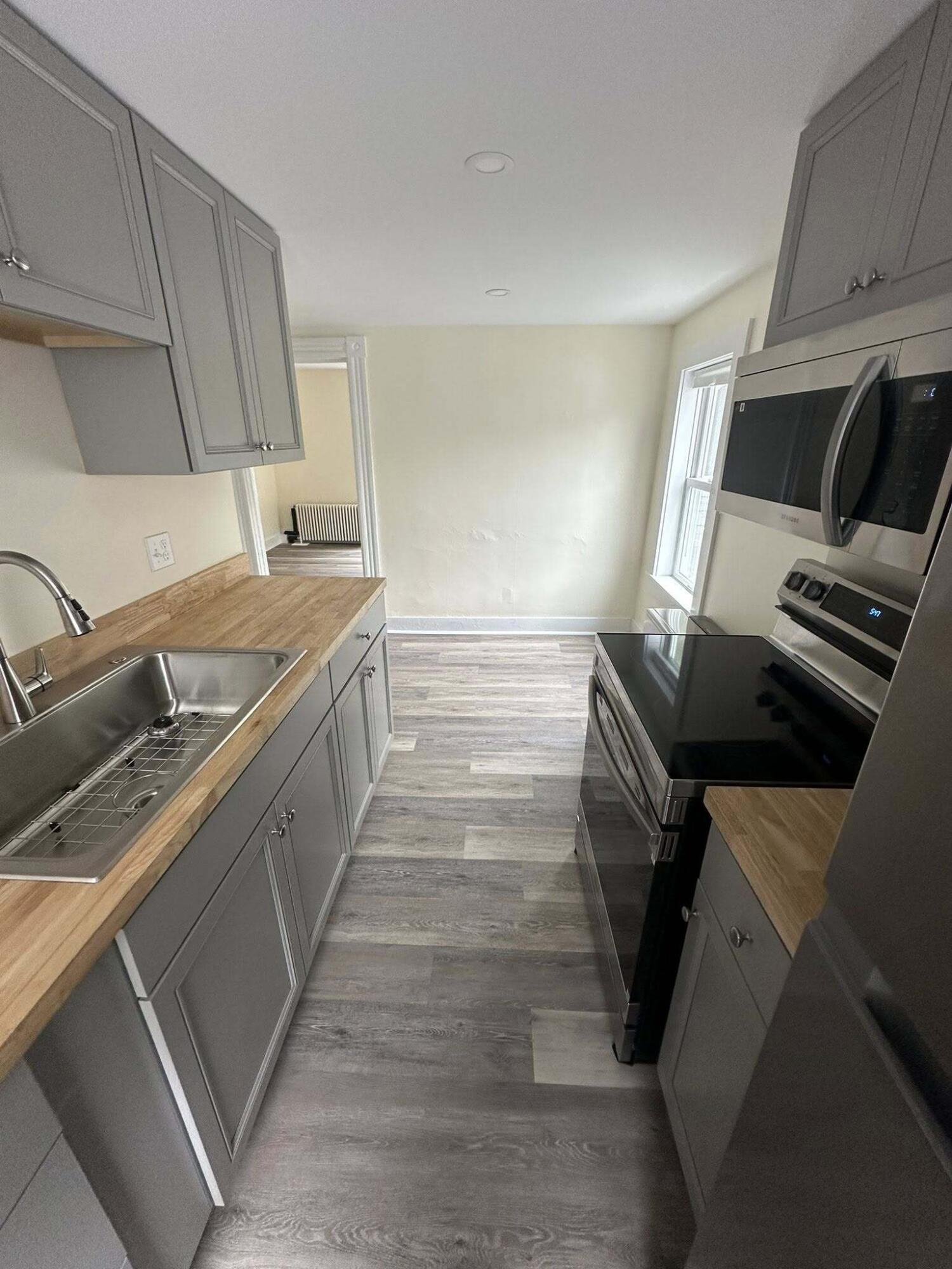 36 Grove Street, Rockland, ME, 04841