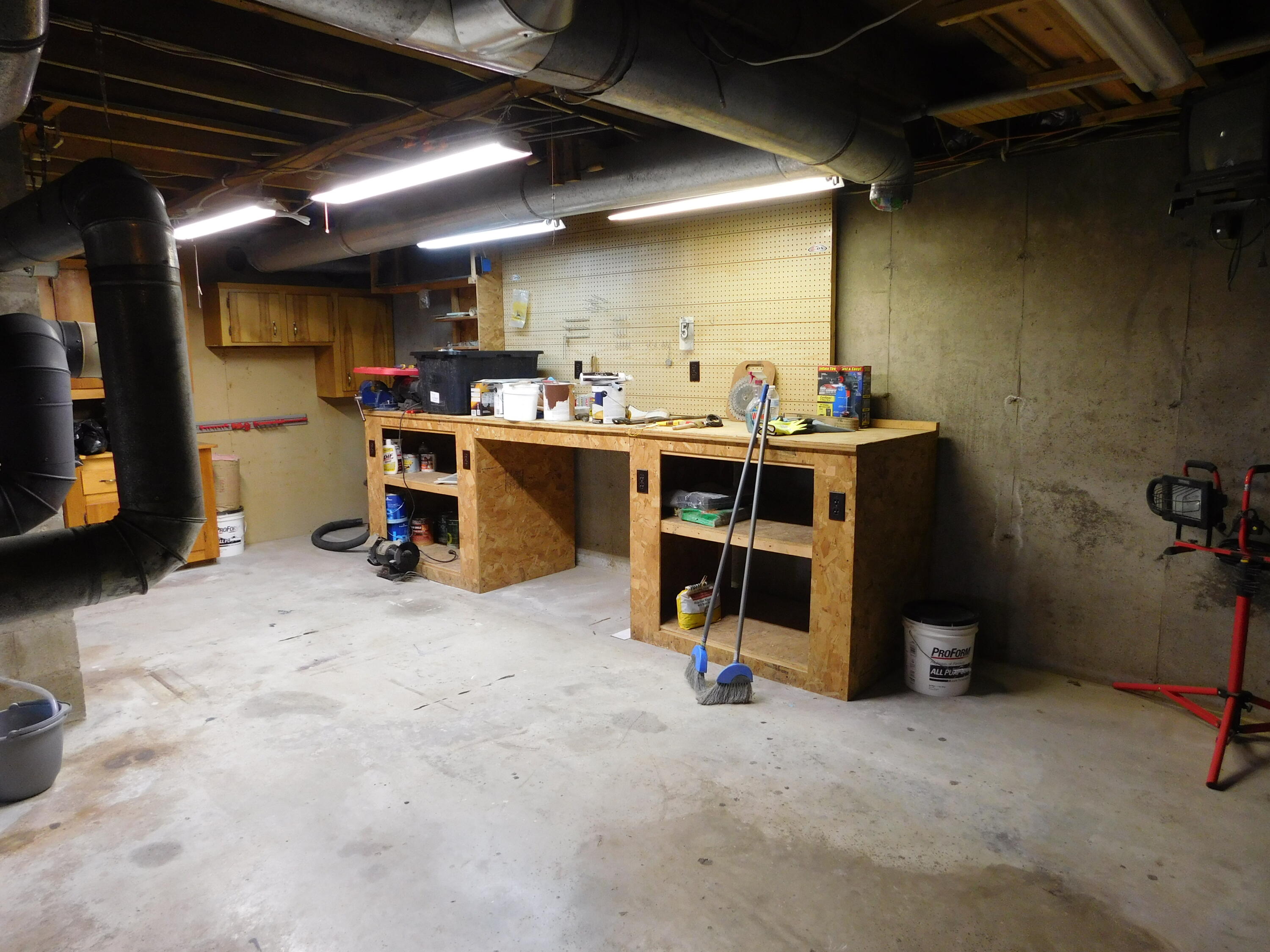 557 Enfield Road, Lincoln, ME, 04457