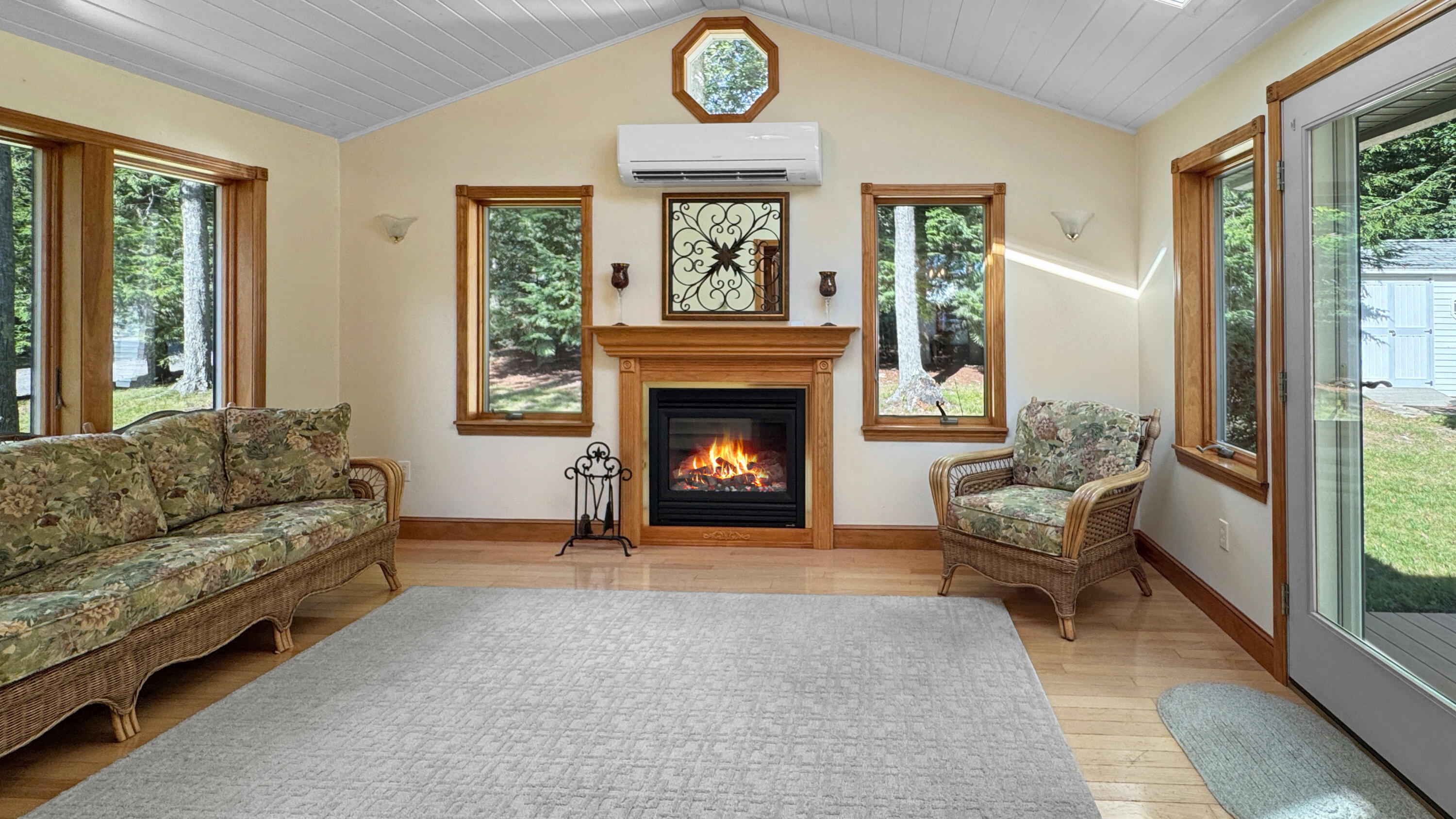 13 Guillemette Street, Sanford, ME 04073 7c7fa9353ebd8cc1a14e7a4be4693e1a6f5d3ad3