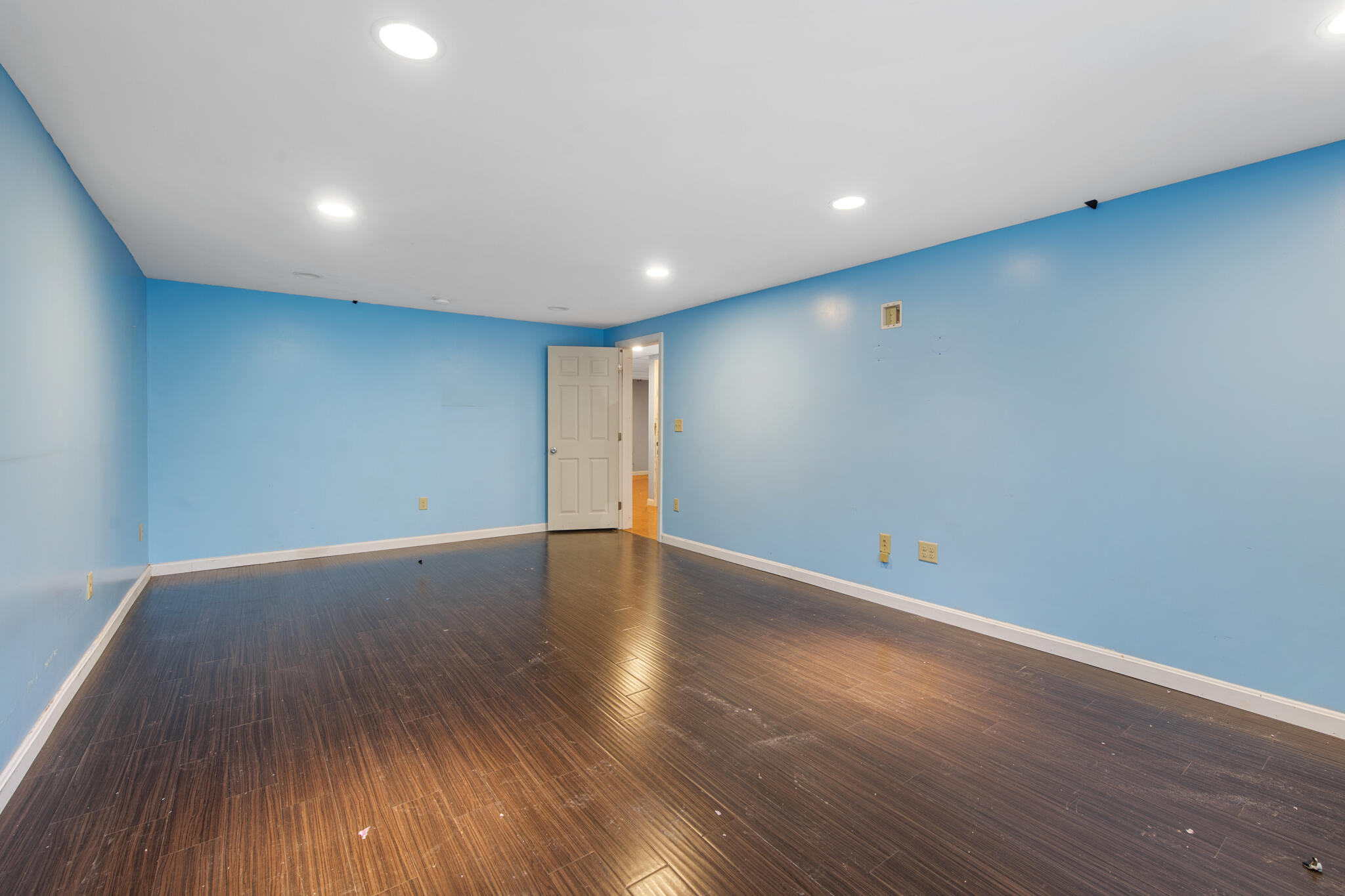 747 Western Avenue, Hampden, ME, 04444