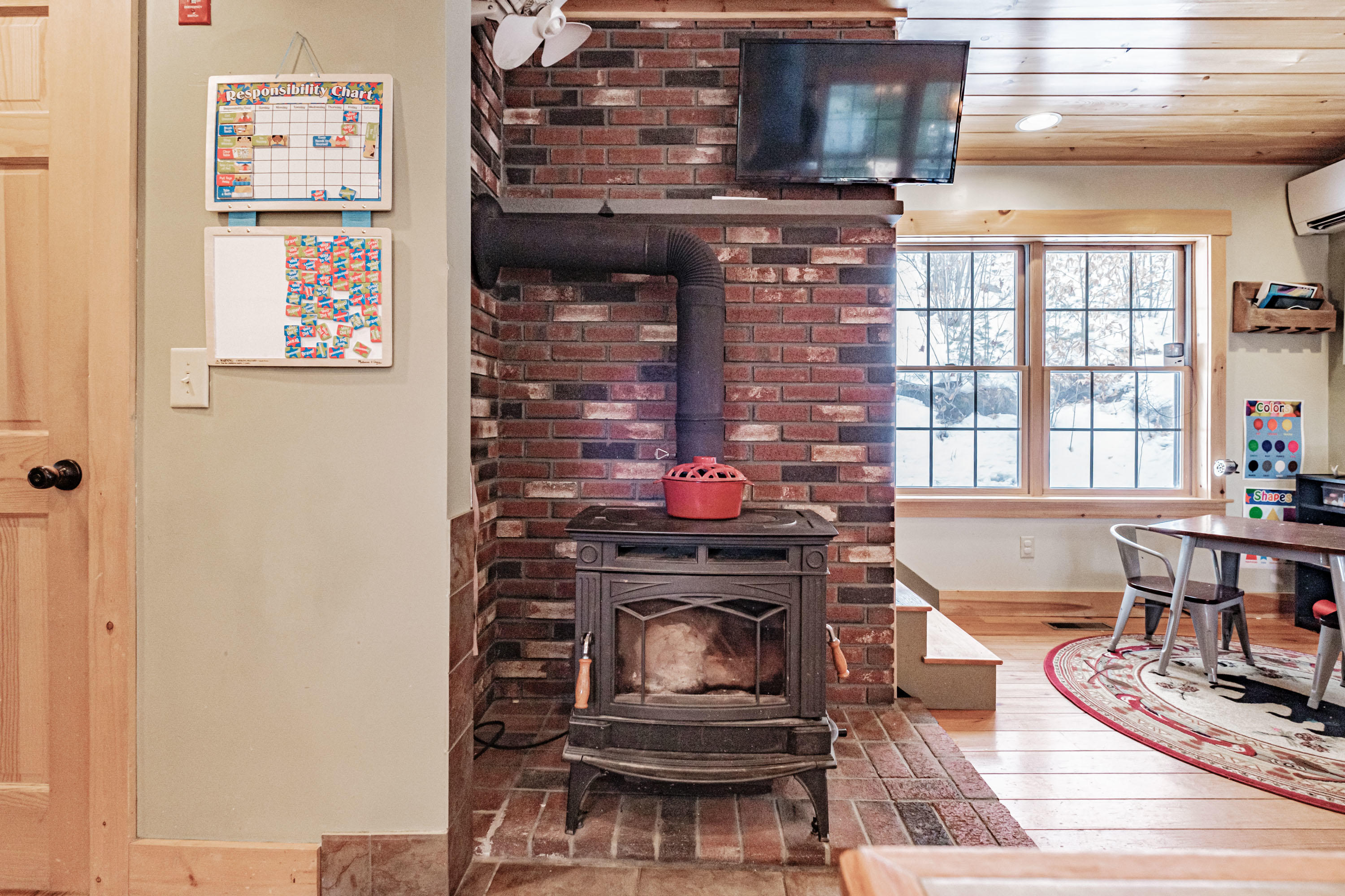 6 Gordon Avenue, Rumford, ME, 04276-4041