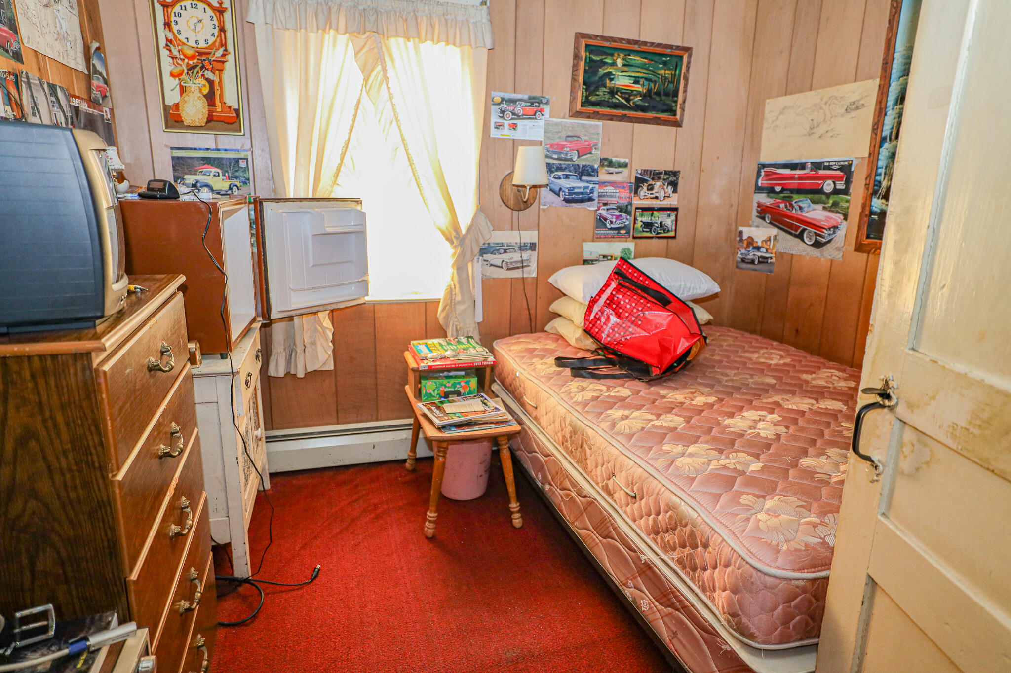 19 Knox Road, Peru, ME, 04290