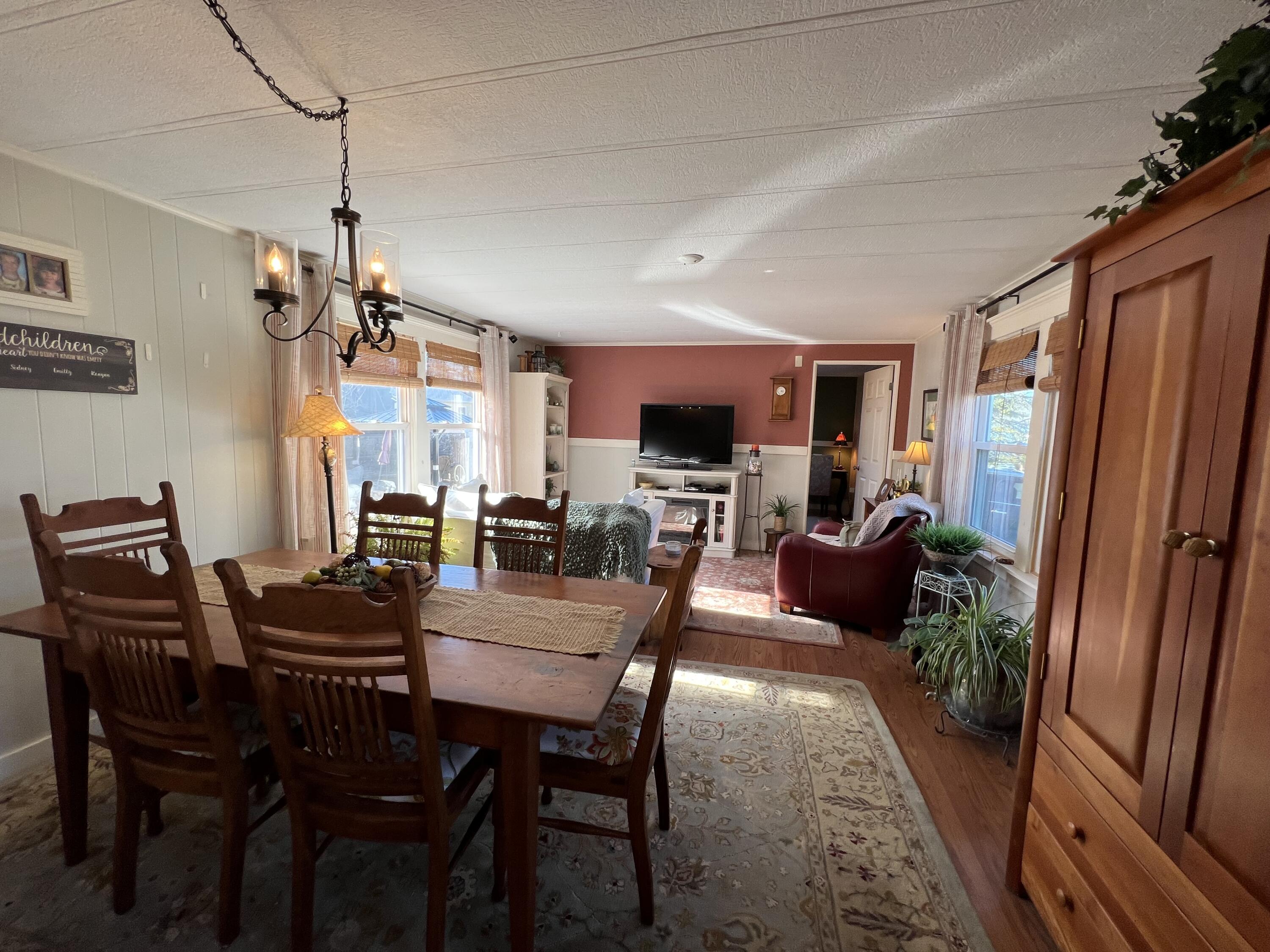 15 Marks Lane, Rockland, ME, 04841