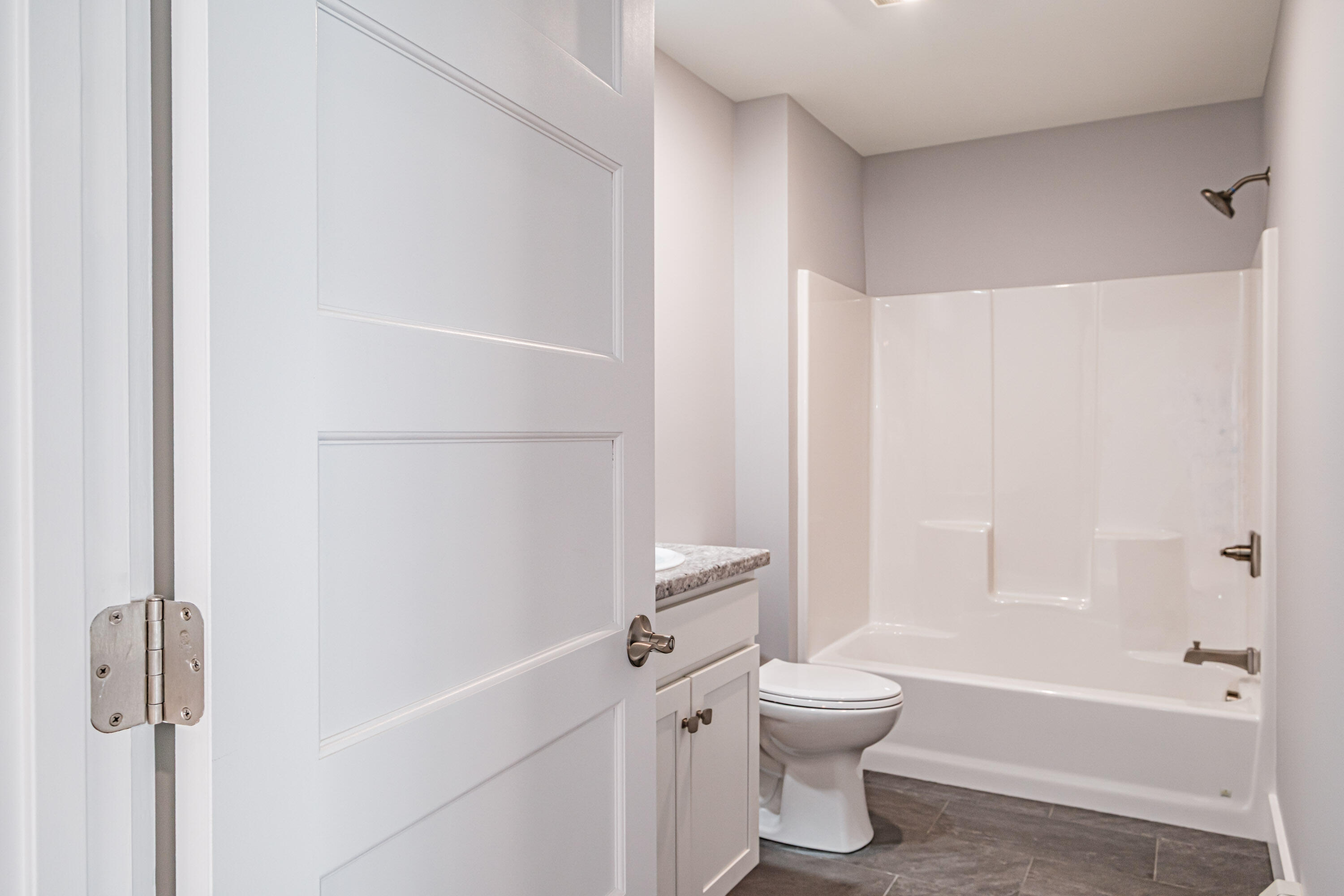 3 Lochview Drive, Lewiston, ME, 04240