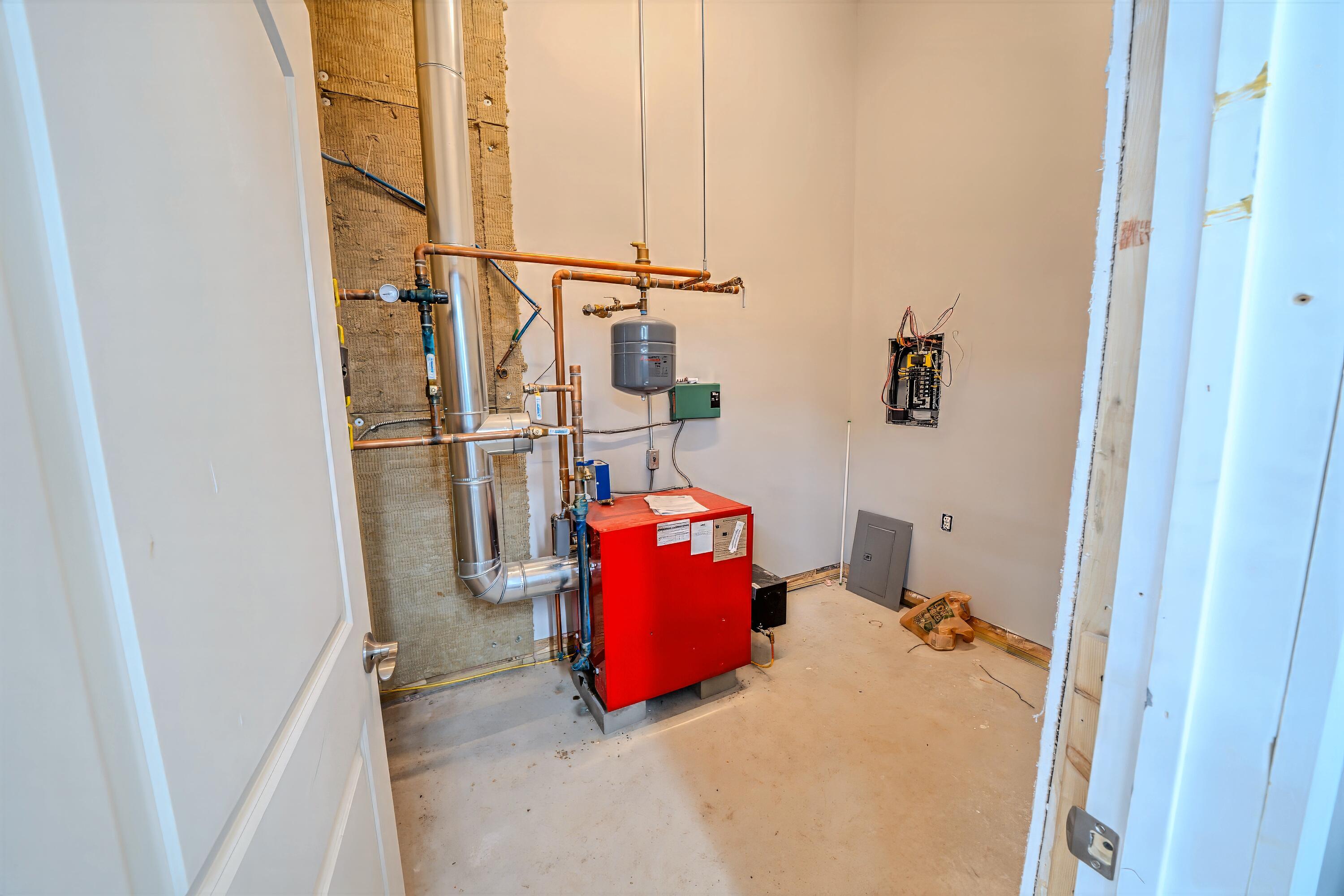 304 N Main Road N, Hampden, ME, 04444