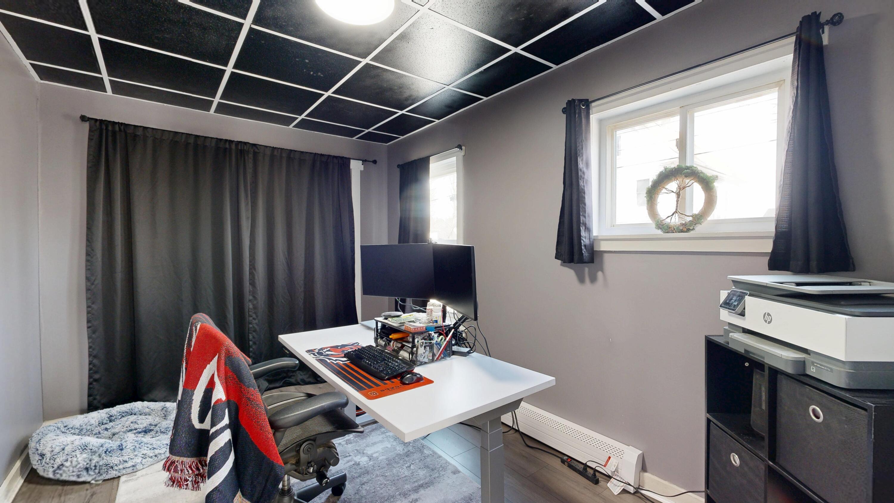 26 Holland Street, Lewiston, ME, 04240