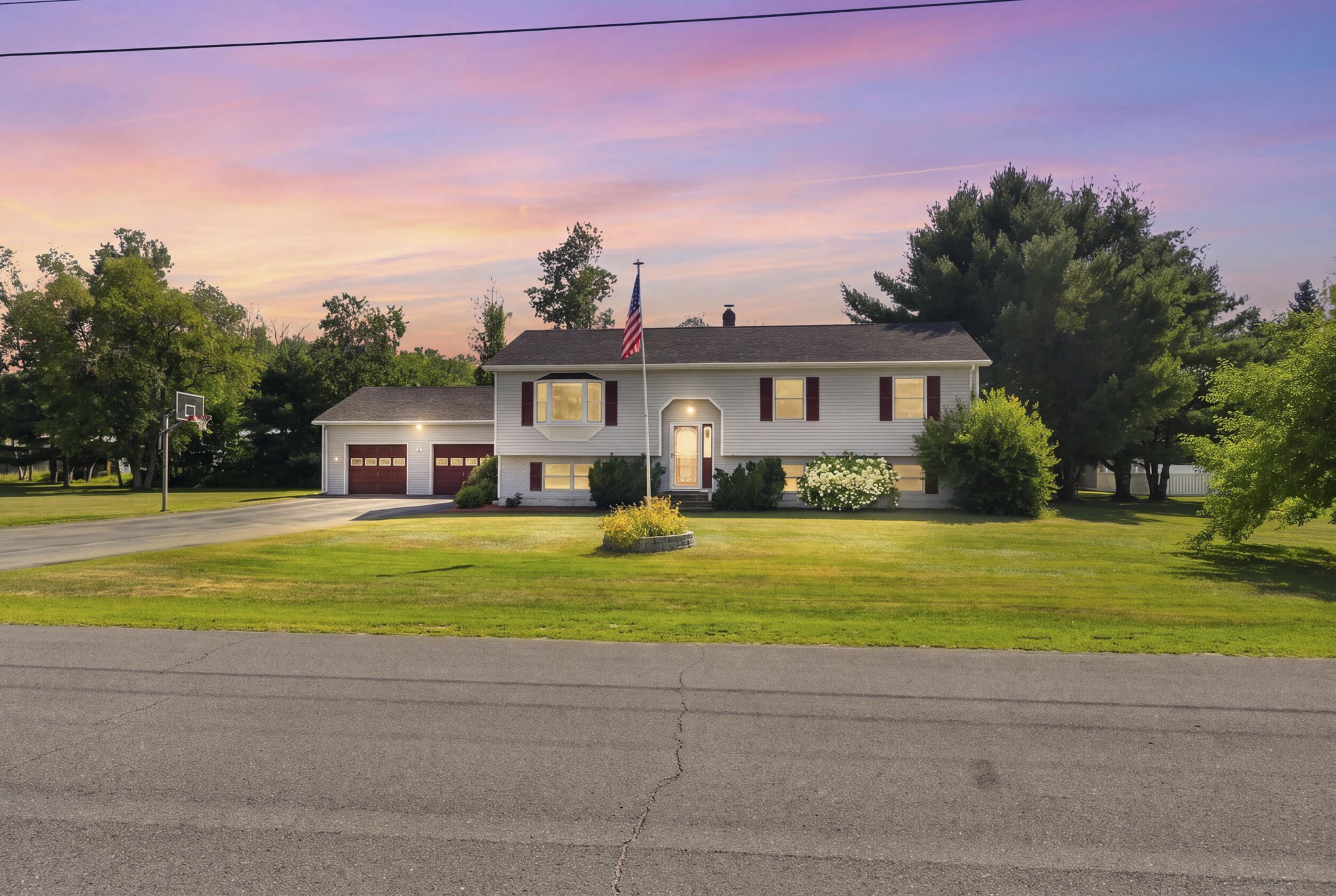 Photo of 23 Robin Court Skowhegan ME 04976