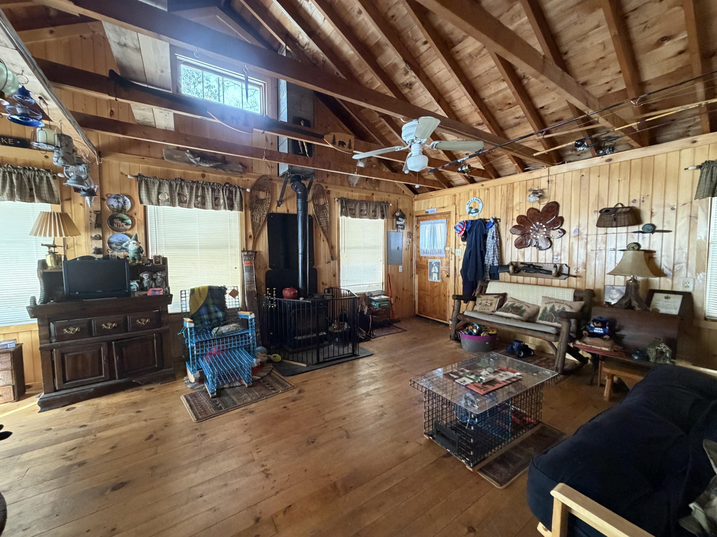 76 Hoover Lane, Lincoln, ME, 04457