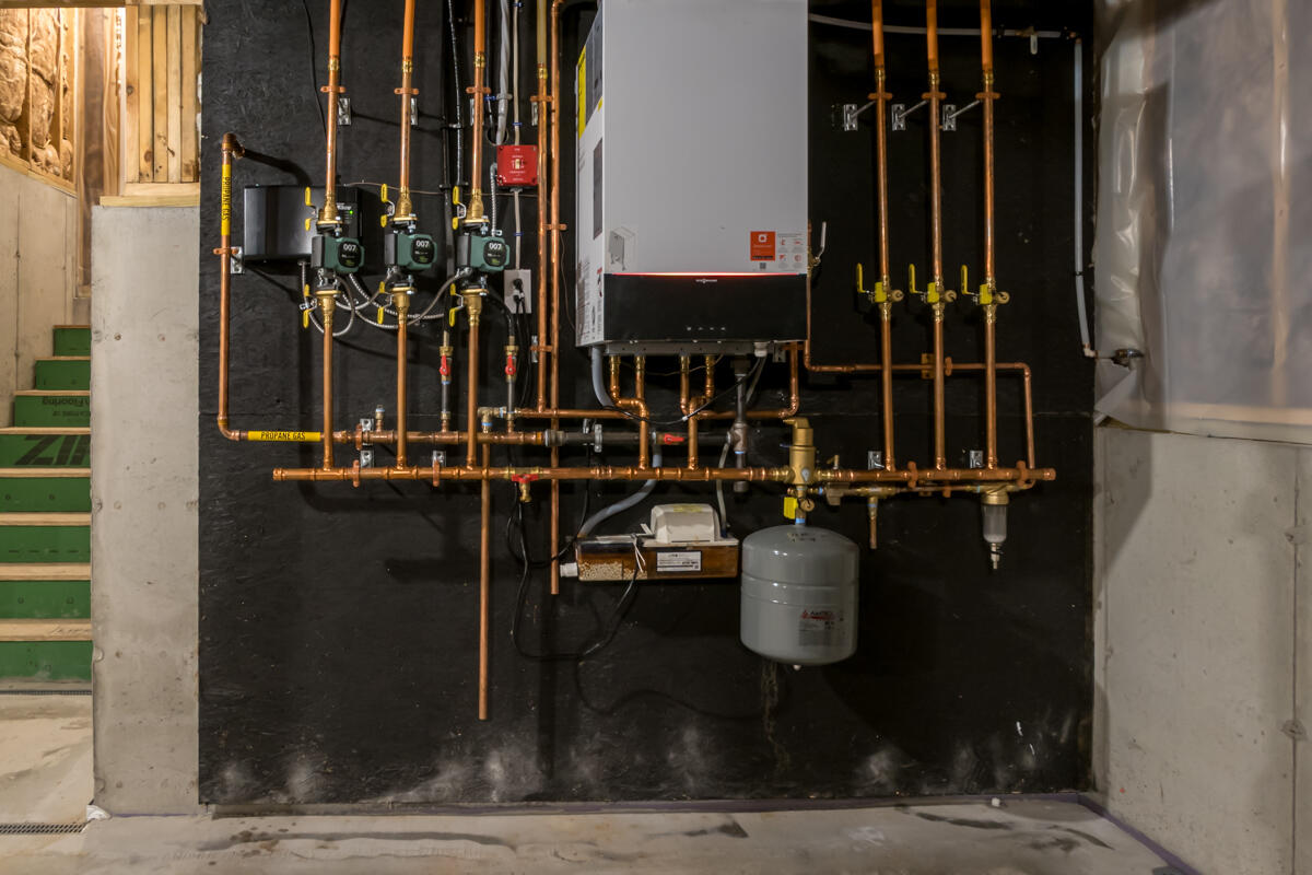 33 Eastfield Drive, Gray, ME, 04039