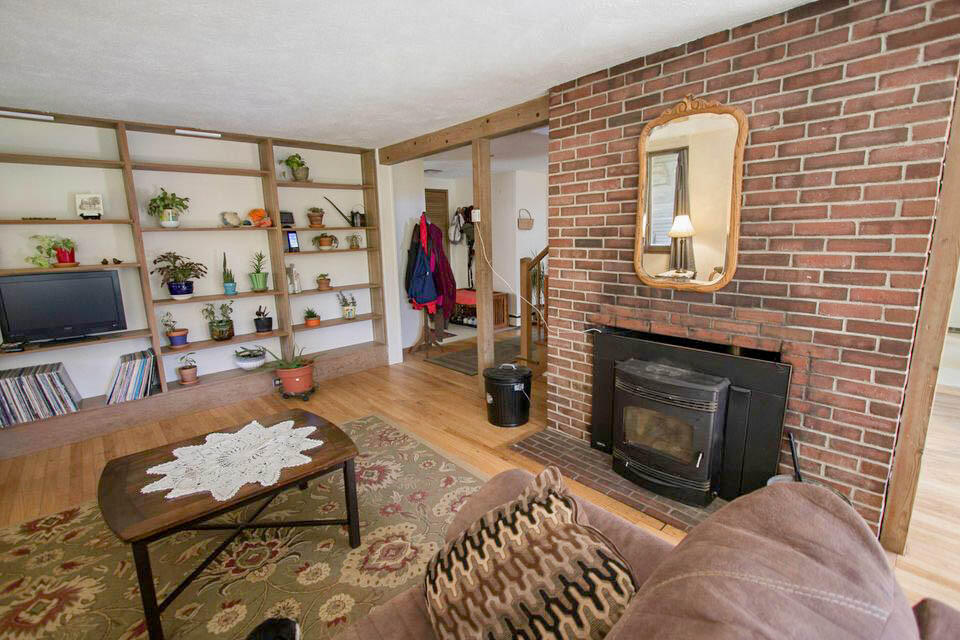 92 E Andover Road, Rumford, ME, 04276-4208