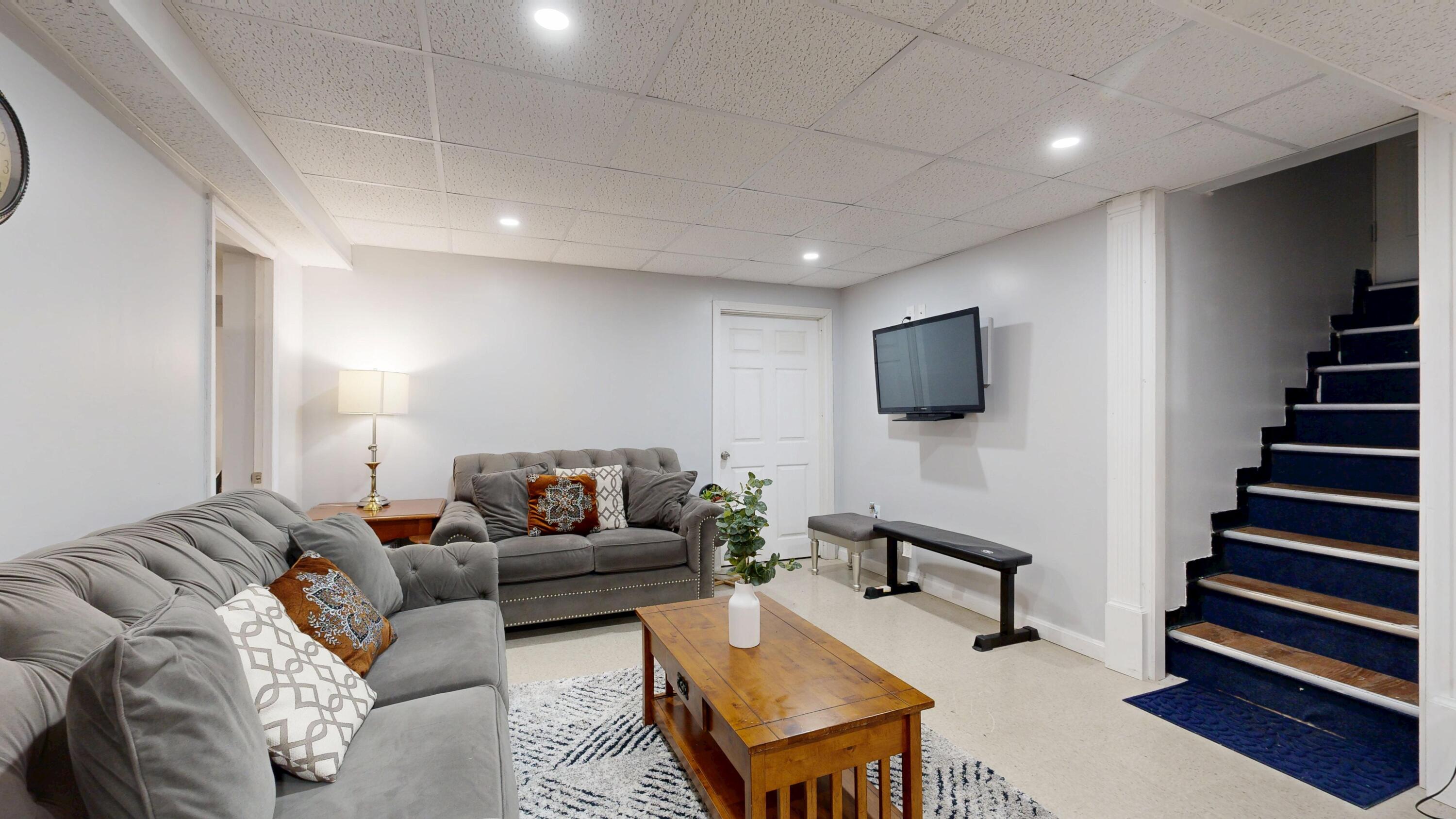 77 Mechanic Street, Westbrook, ME, 04092