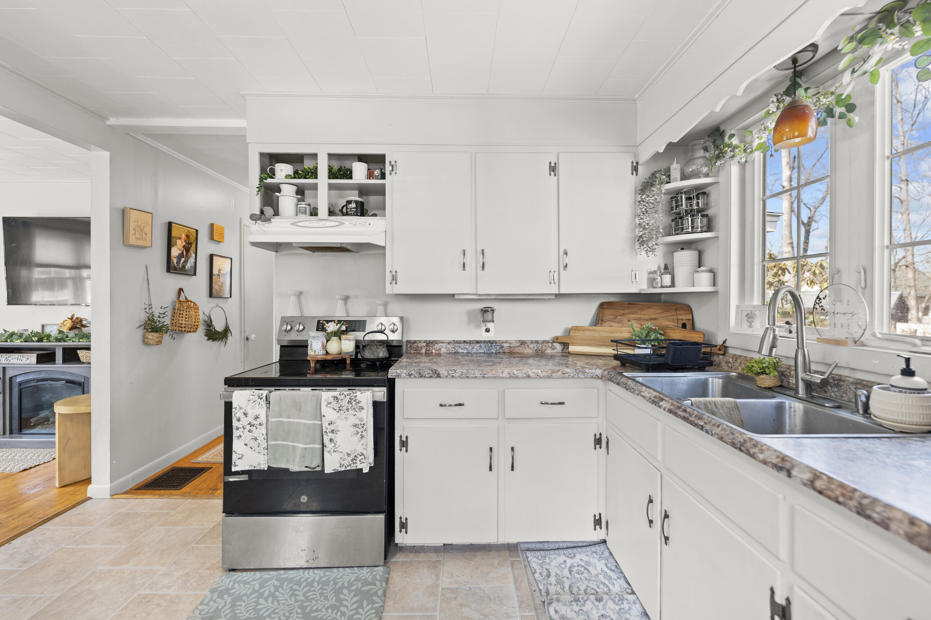 26 Clark Street, Randolph, ME 04346 8