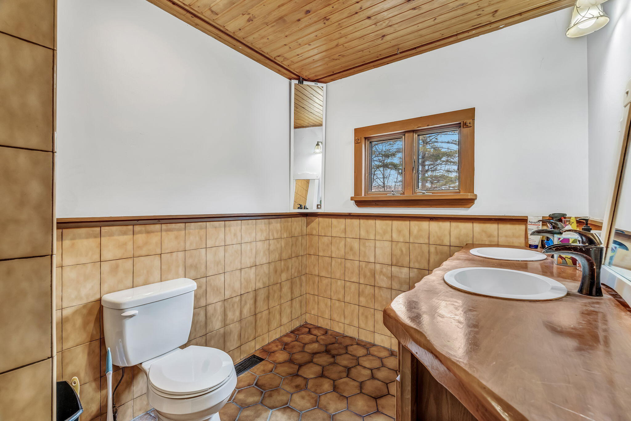 79 Auburn Road, Peru, ME, 04290