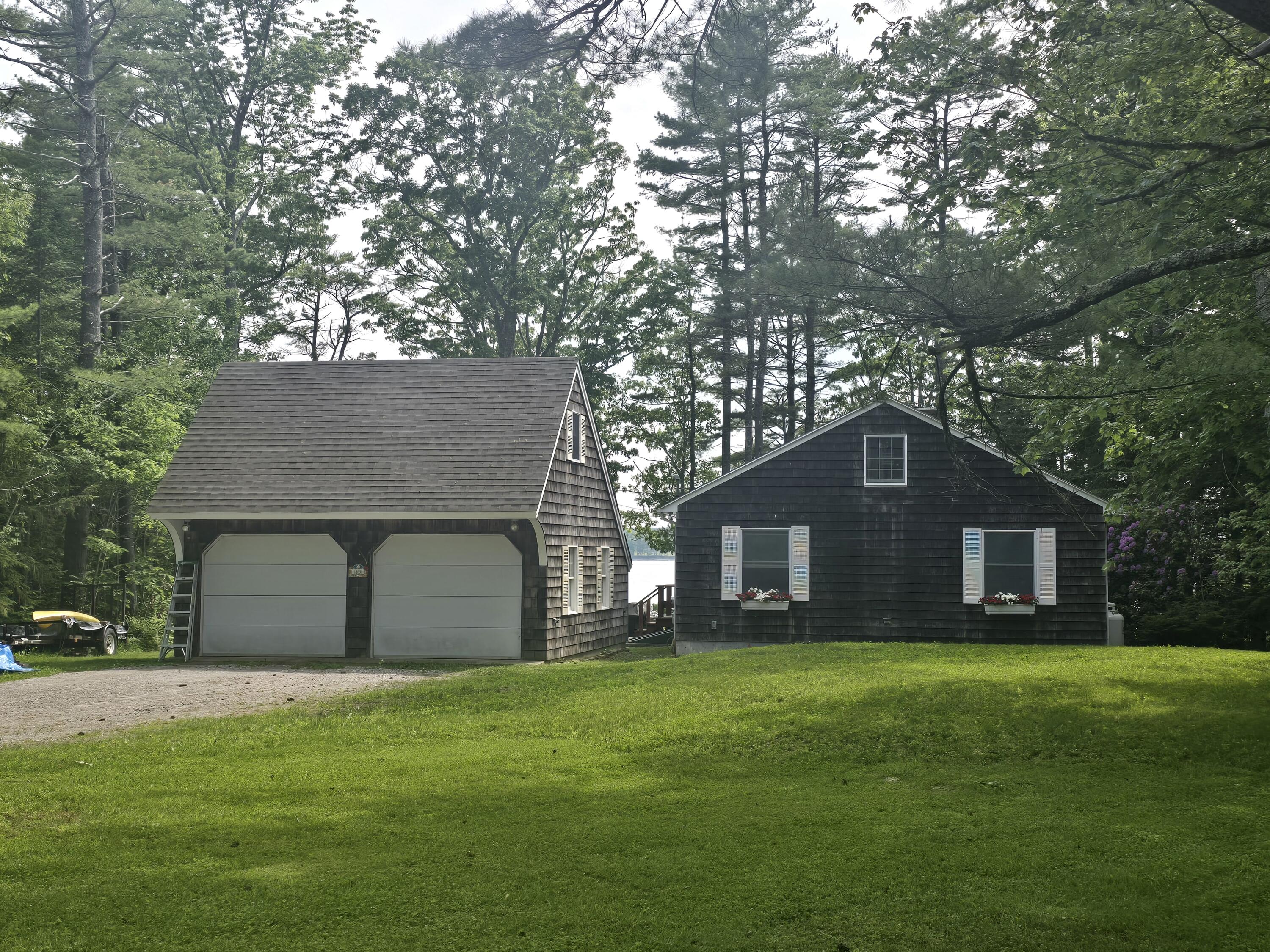 Photo of 83 E Broadcove Road Waldoboro ME 04572