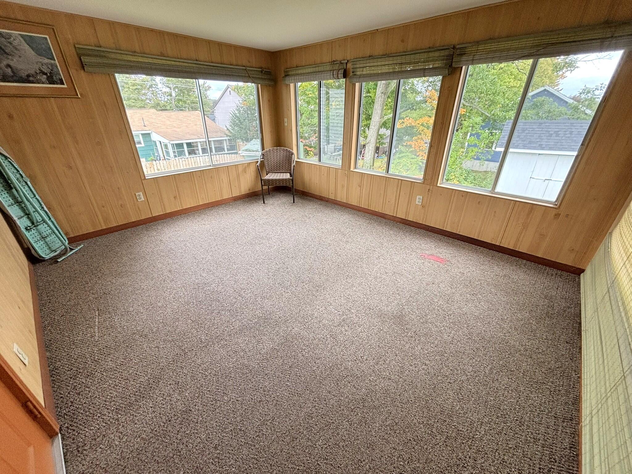 1st Unit Sunroom