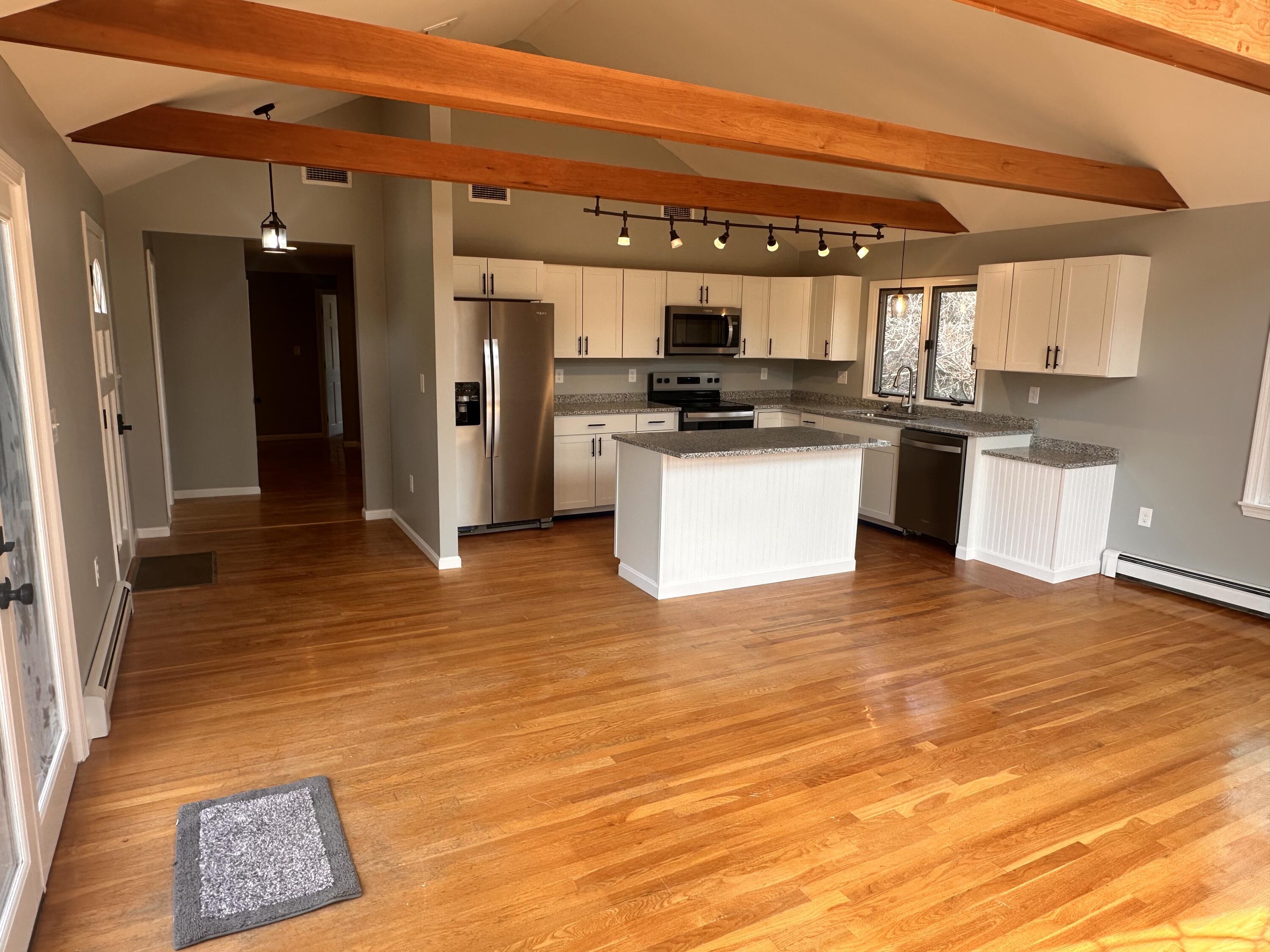 7 Robin Lane UNIT 2, Kittery, ME, 03904
