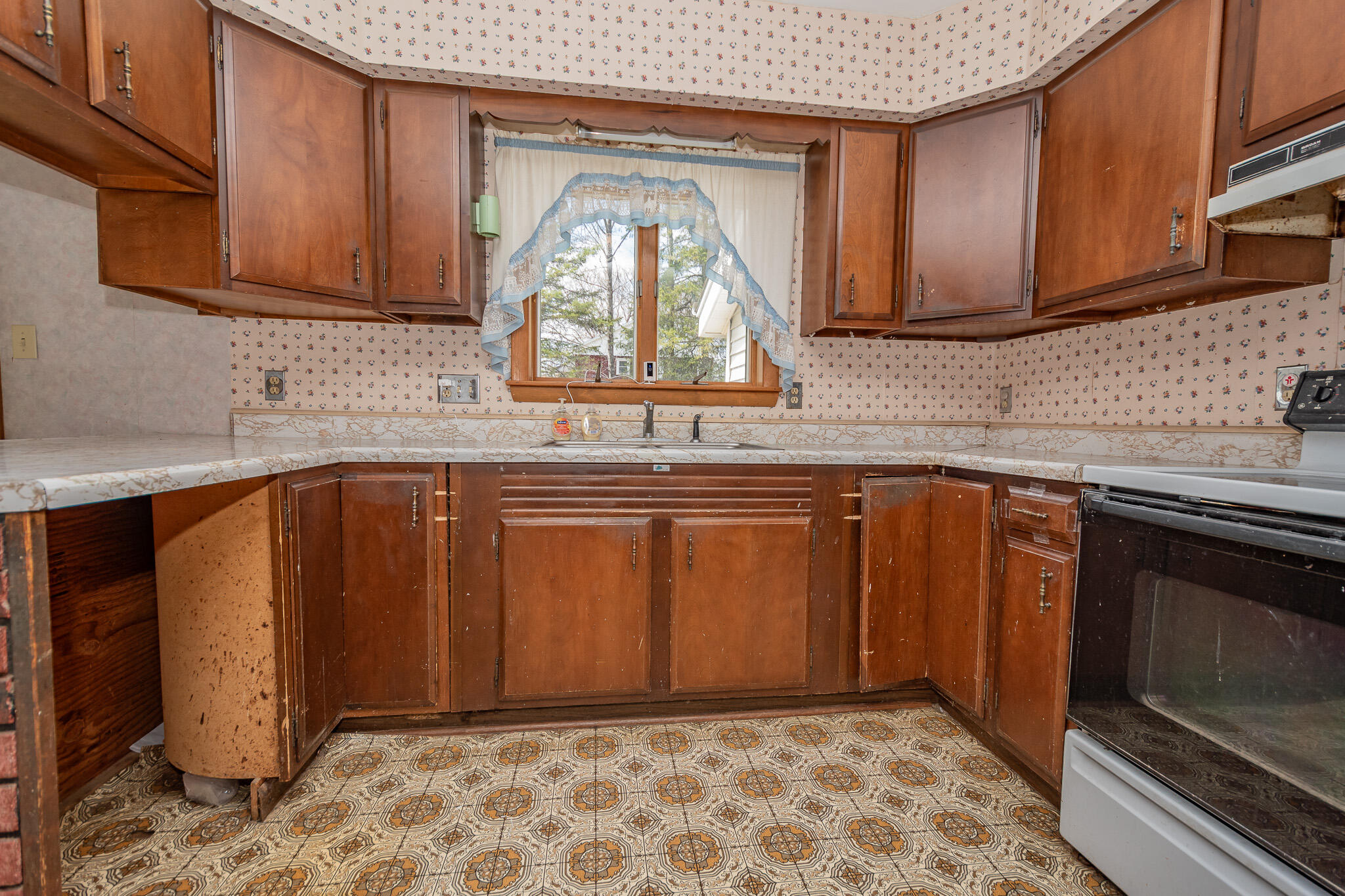 22 Midland Street, Caribou, ME, 04736