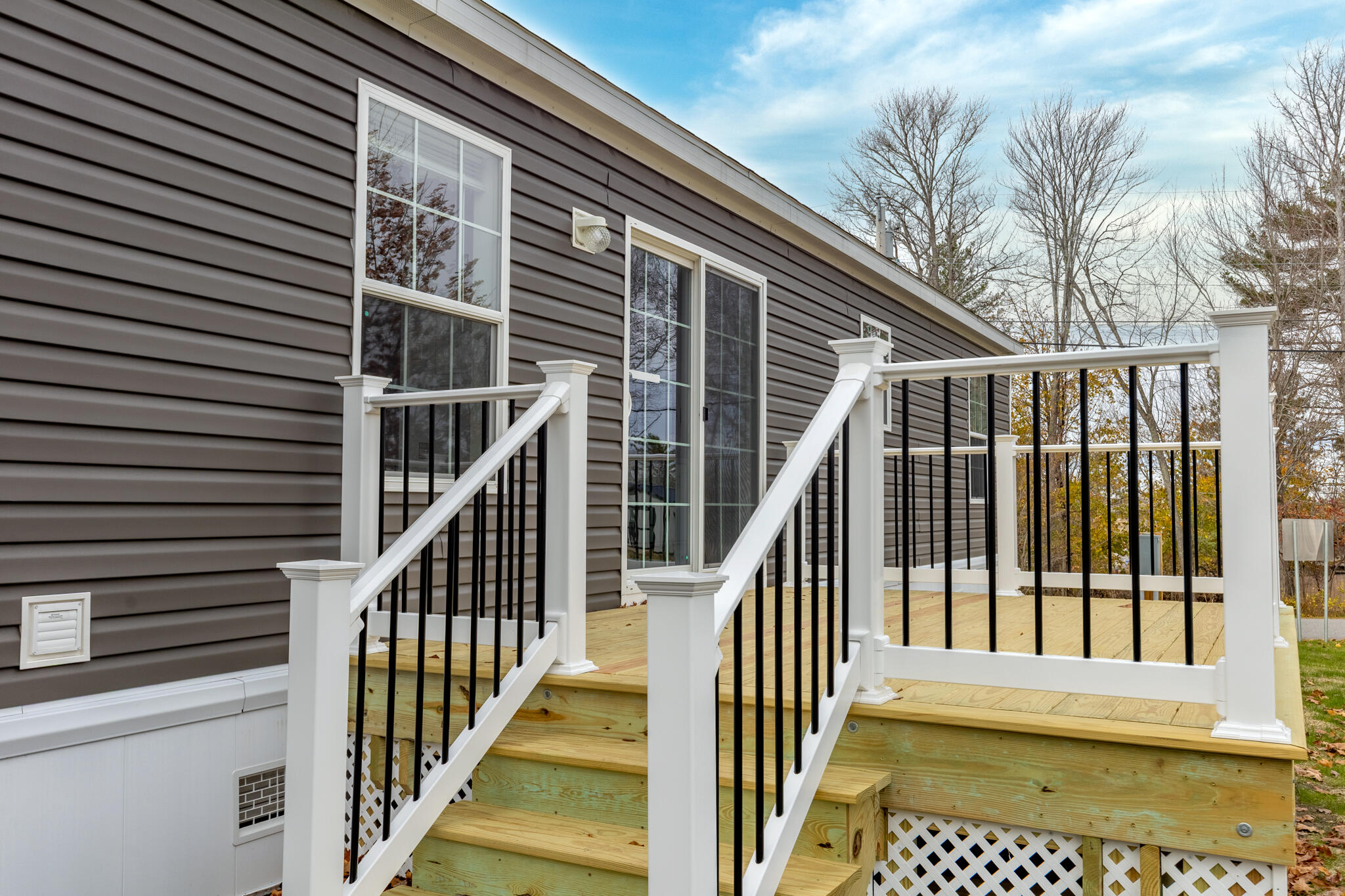 30 Main Road, Holden, ME, 04429