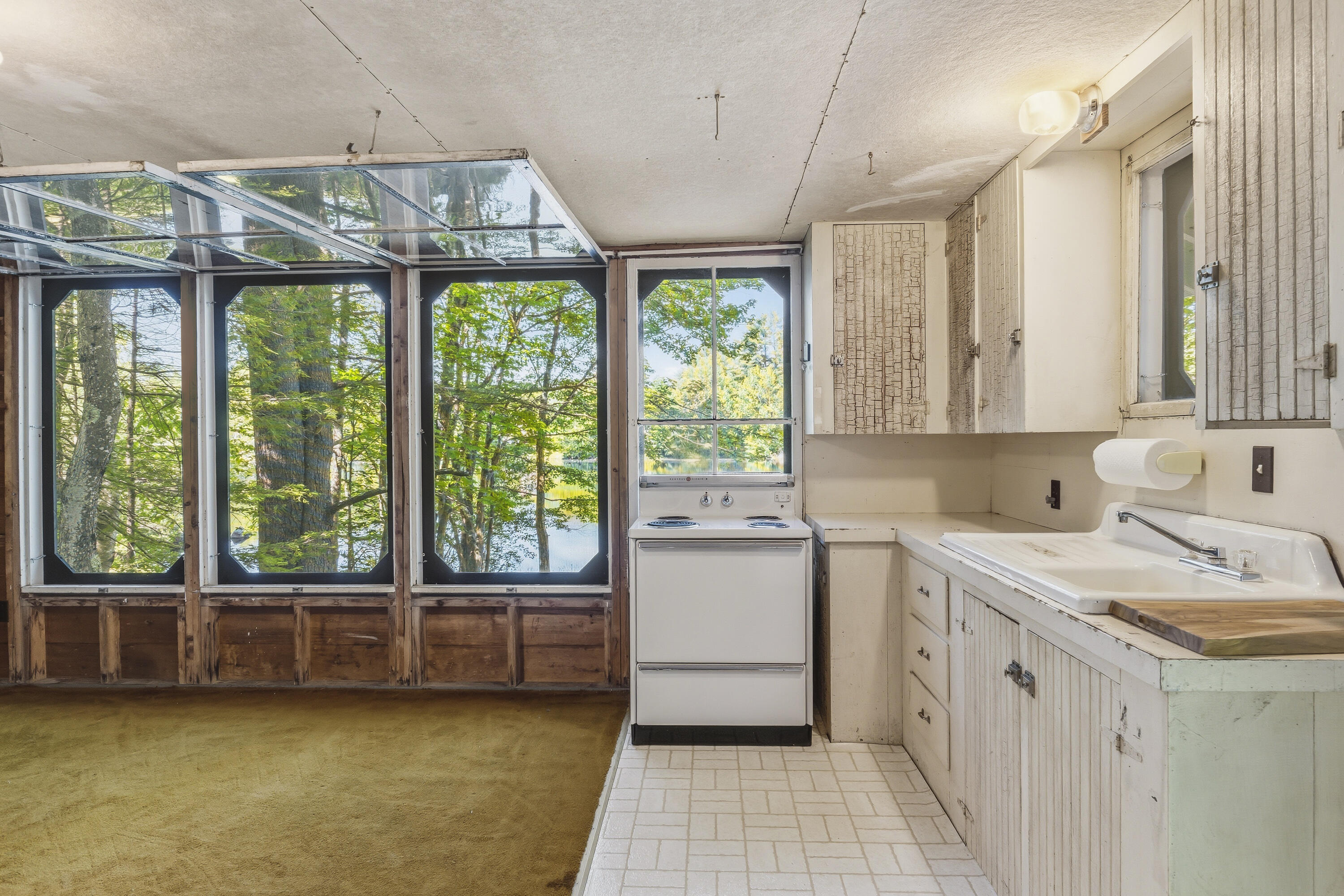 29 Thomas Rd_110