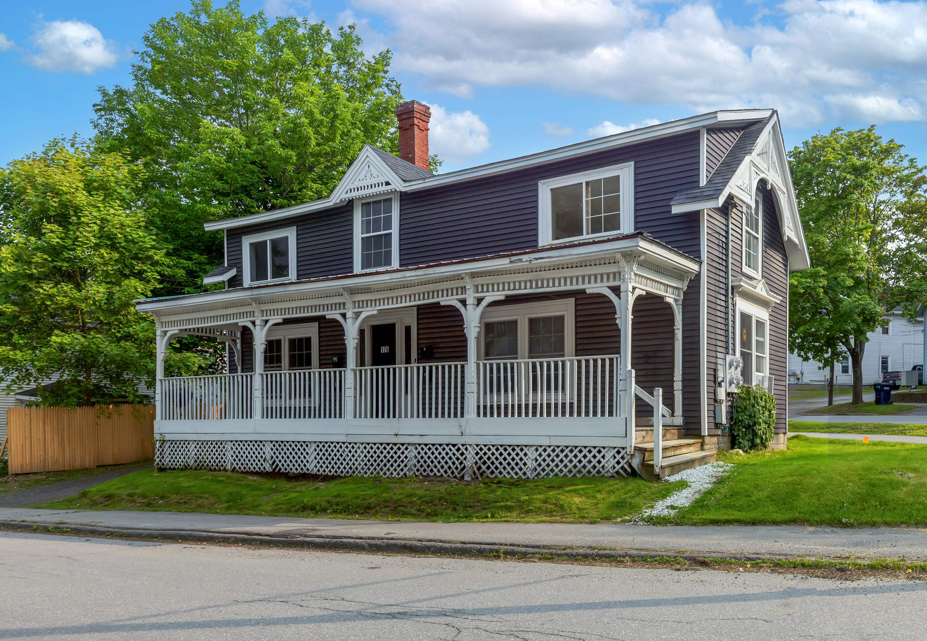 Photo of 176 Court Street Bangor ME 04401