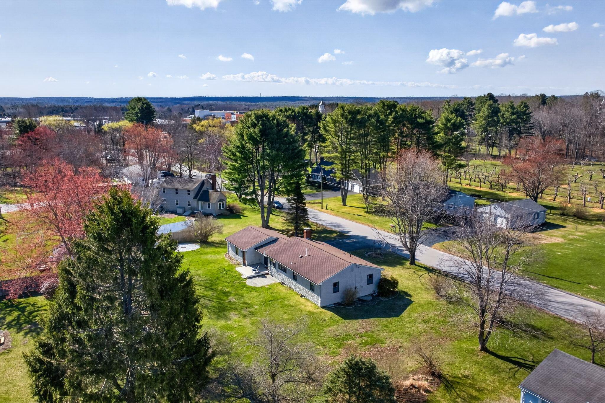 7 Lawn Avenue, Cumberland, ME, 04021