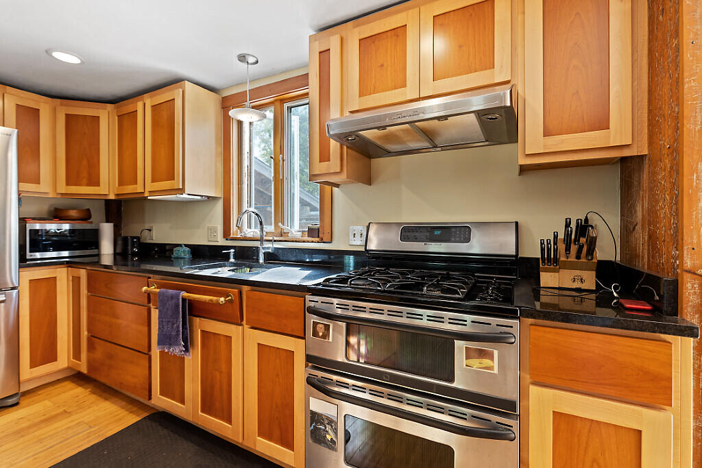 850 Lawrence Road, Pownal, ME, 04069