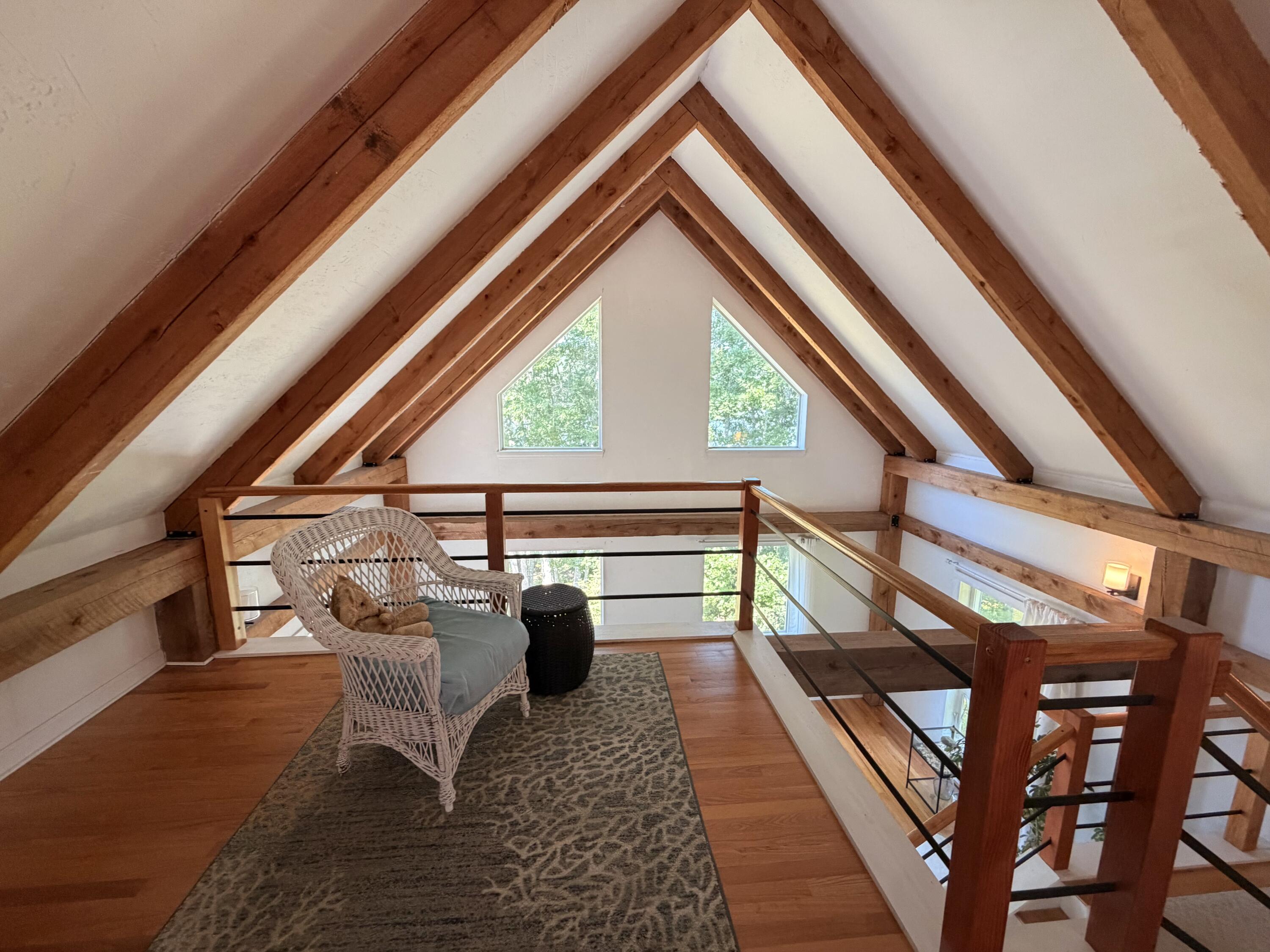 98 Bagaduce Lane, Sedgwick, ME 04676 Second level sitting area