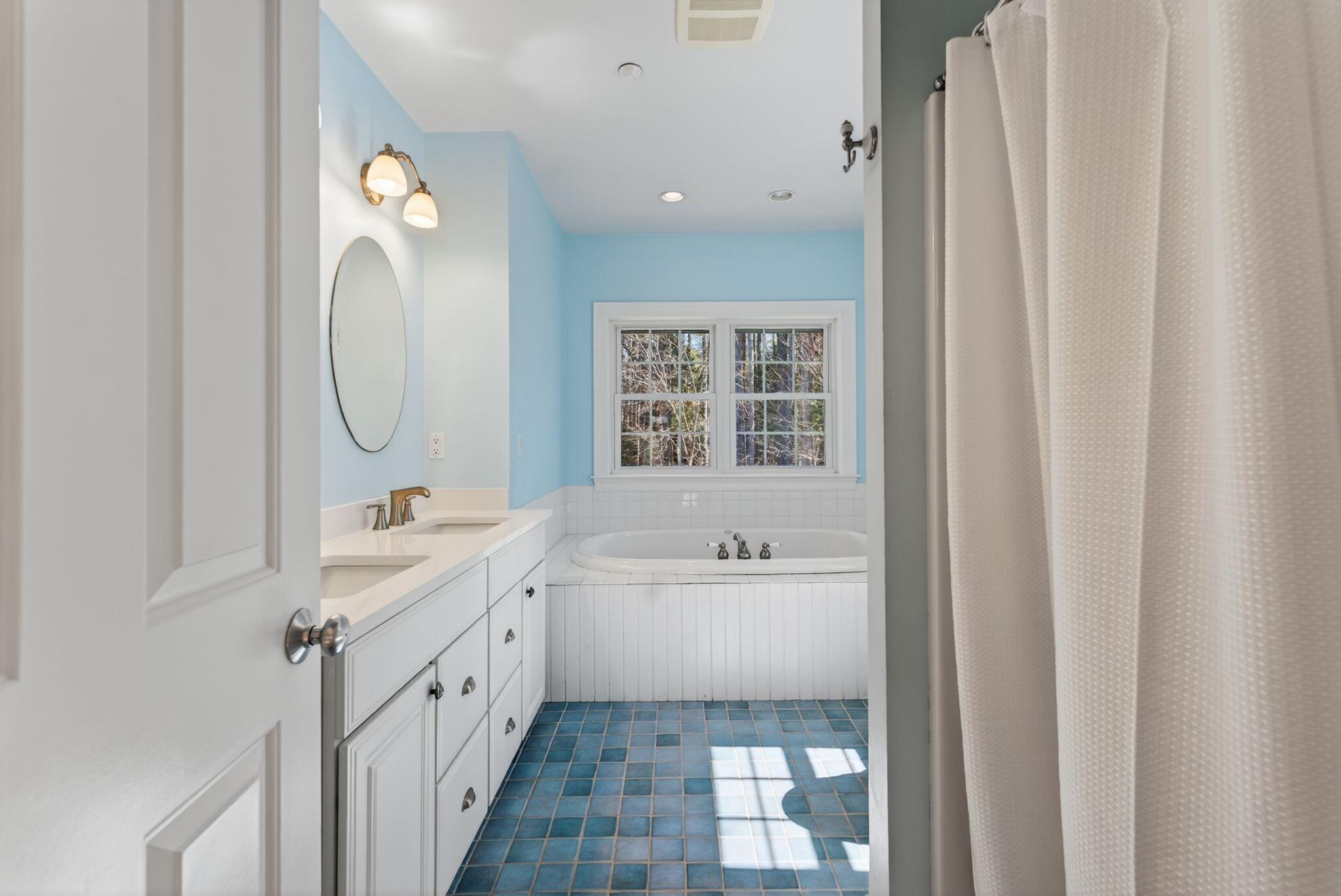 5 Mountview Drive, Gorham, ME, 04038