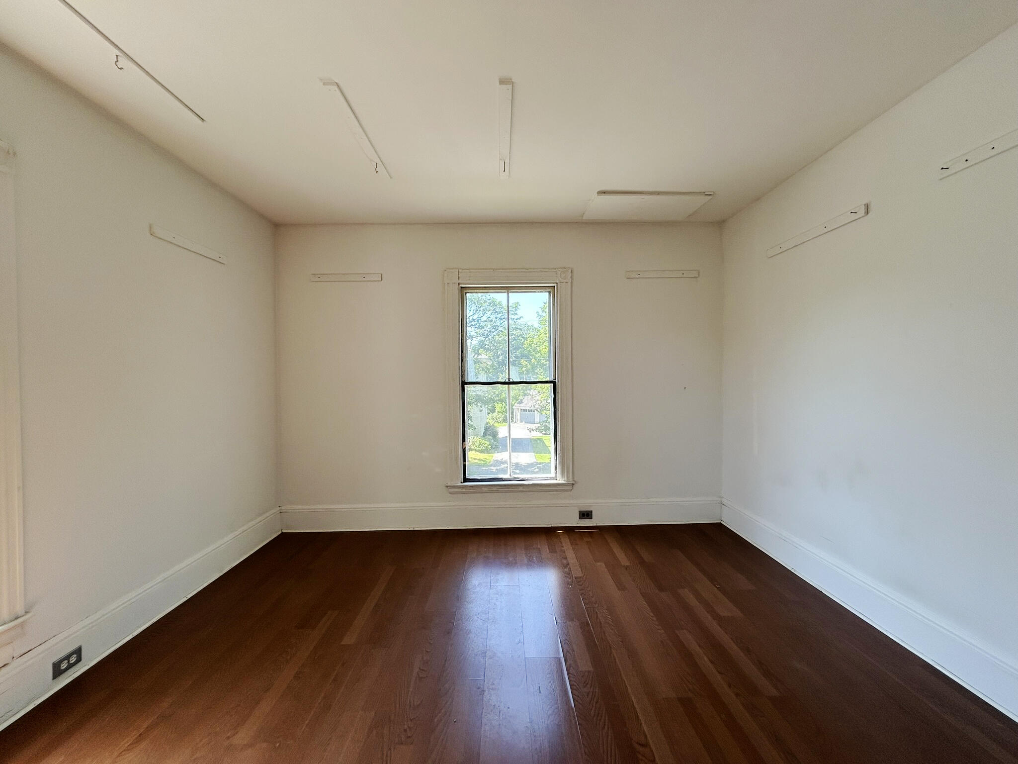 25 Pleasant Avenue, Portland, ME, 04103