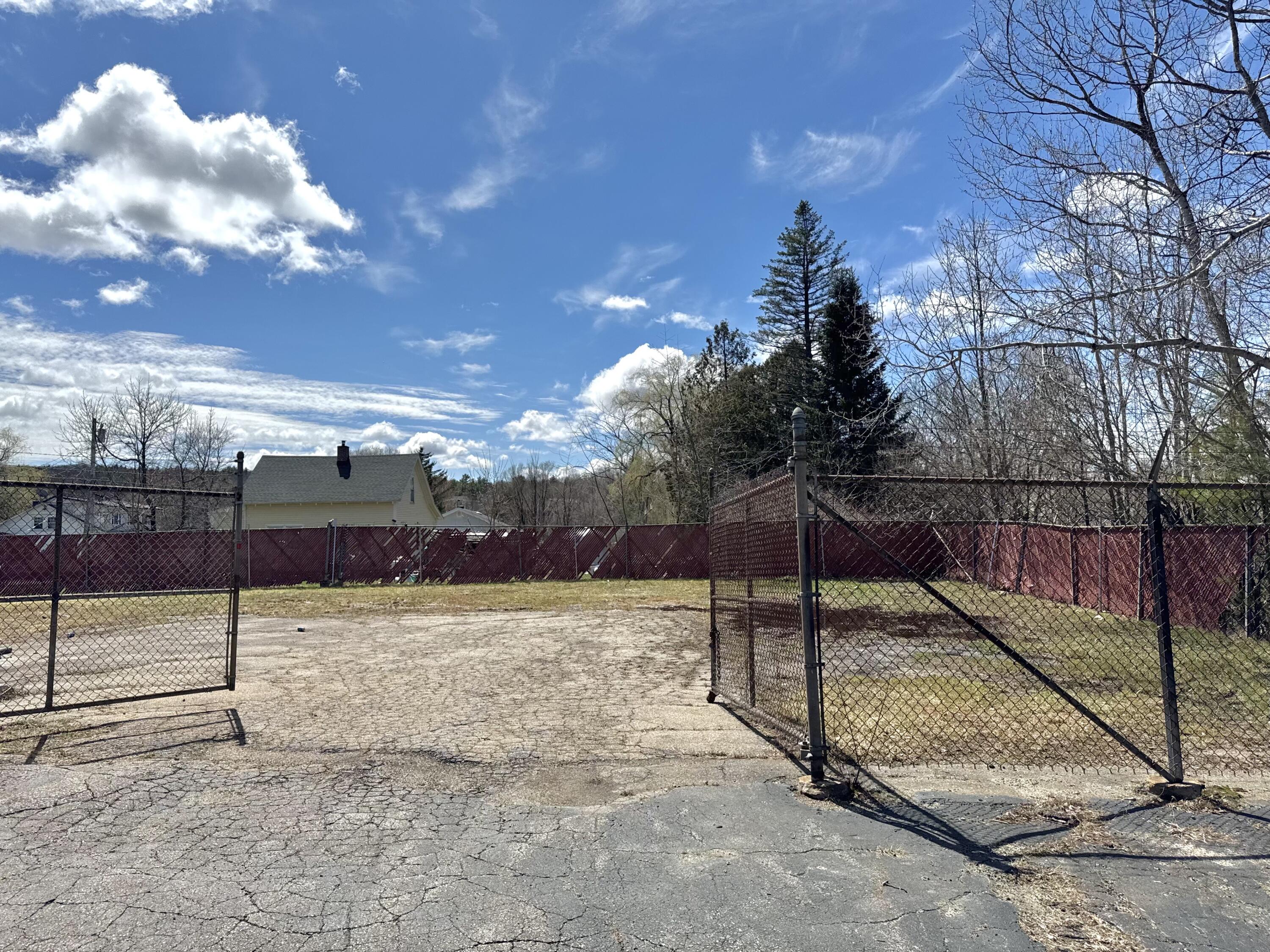 7 Enterprise Street, Lewiston, ME, 04240