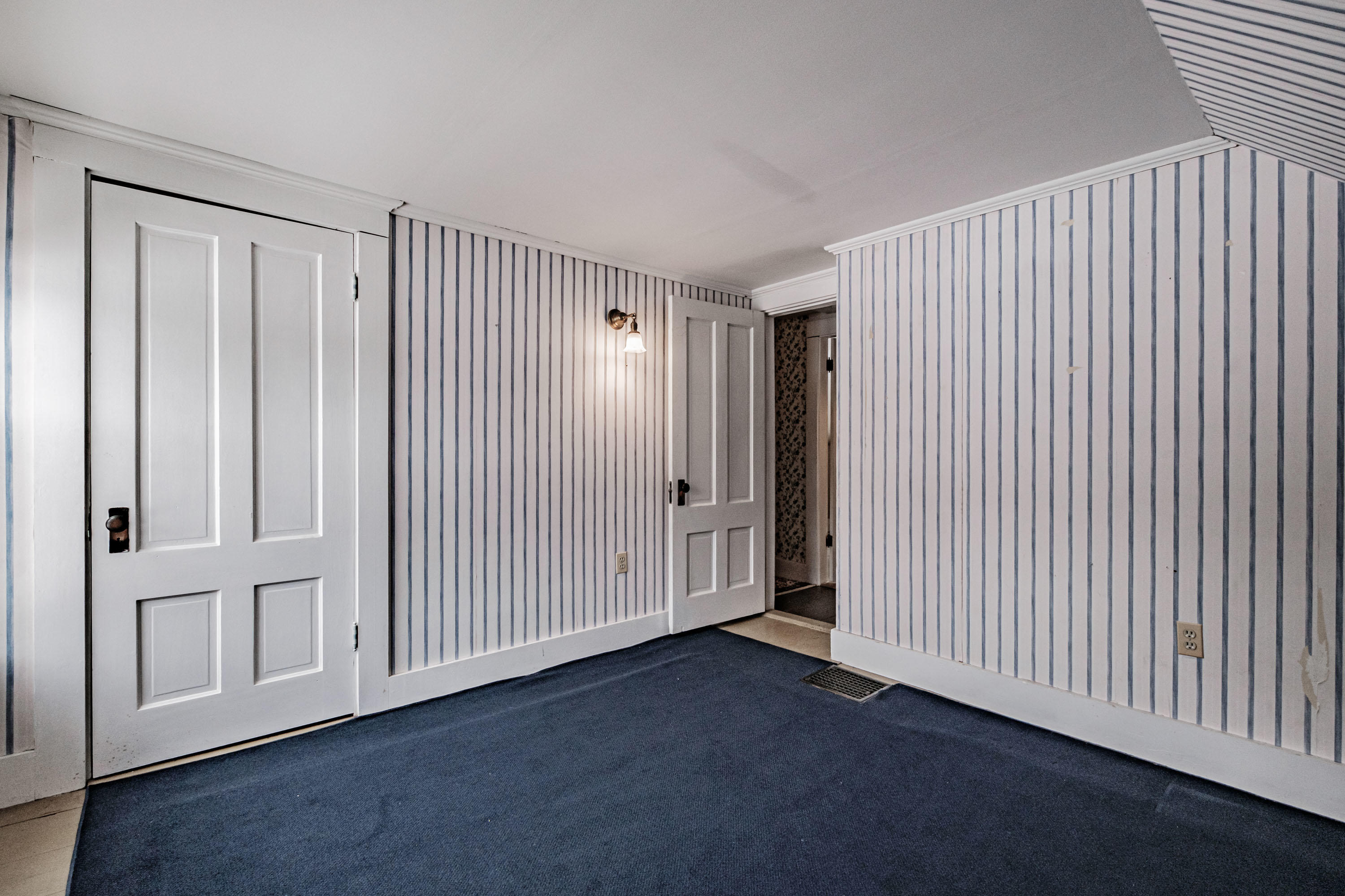 21 Pleasant Road, Greenwood, ME, 04255-3033