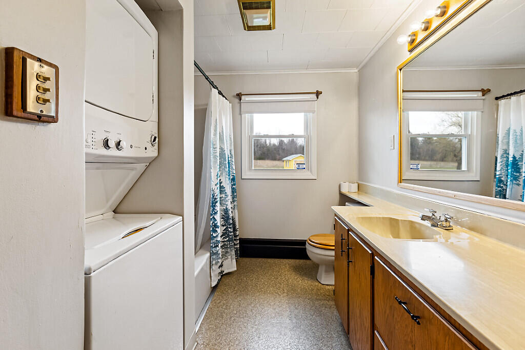 176 Fairfield Street, Oakland, ME, 04963