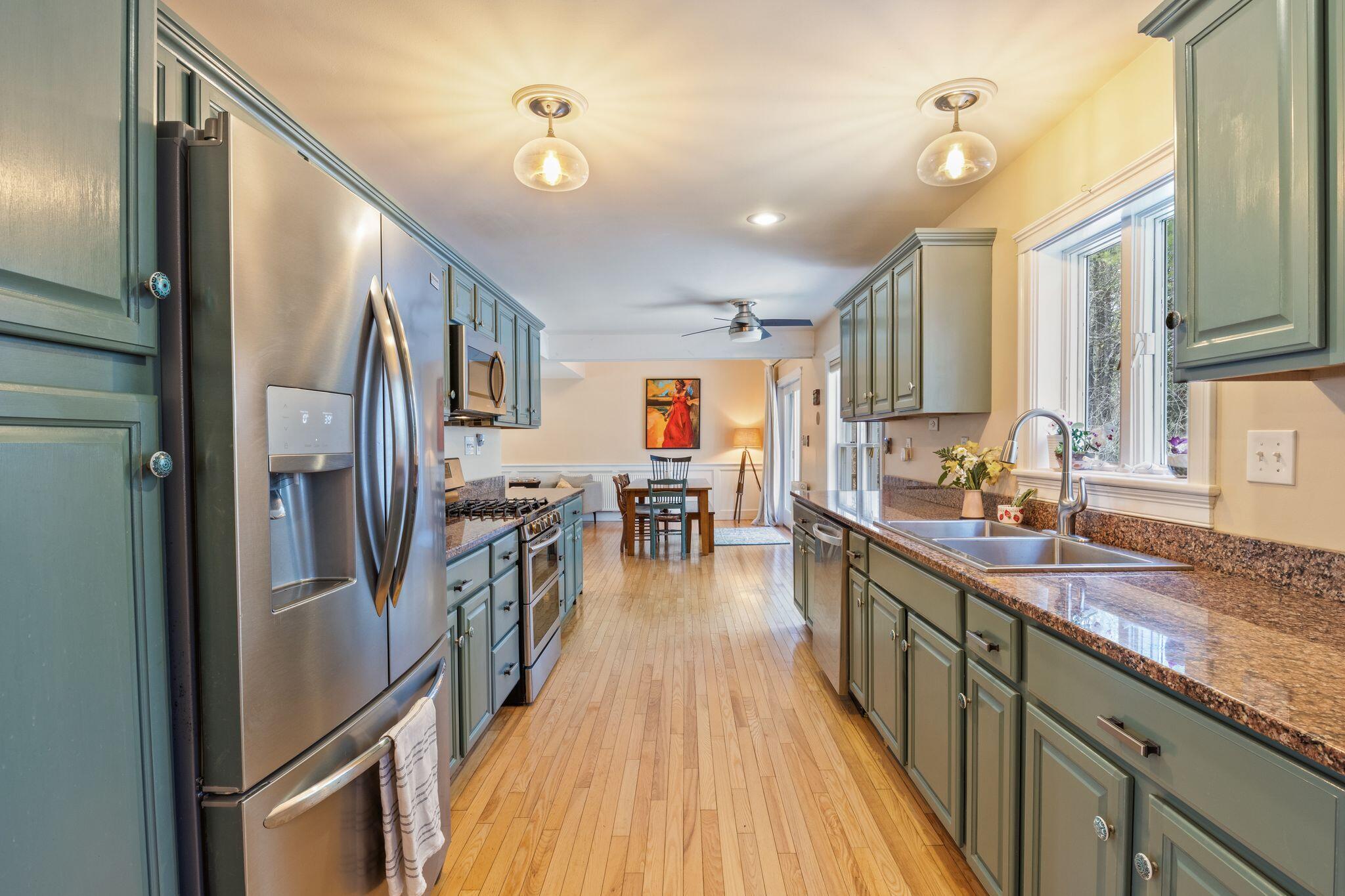 18 Glenview Road, Freeport, ME, 04032