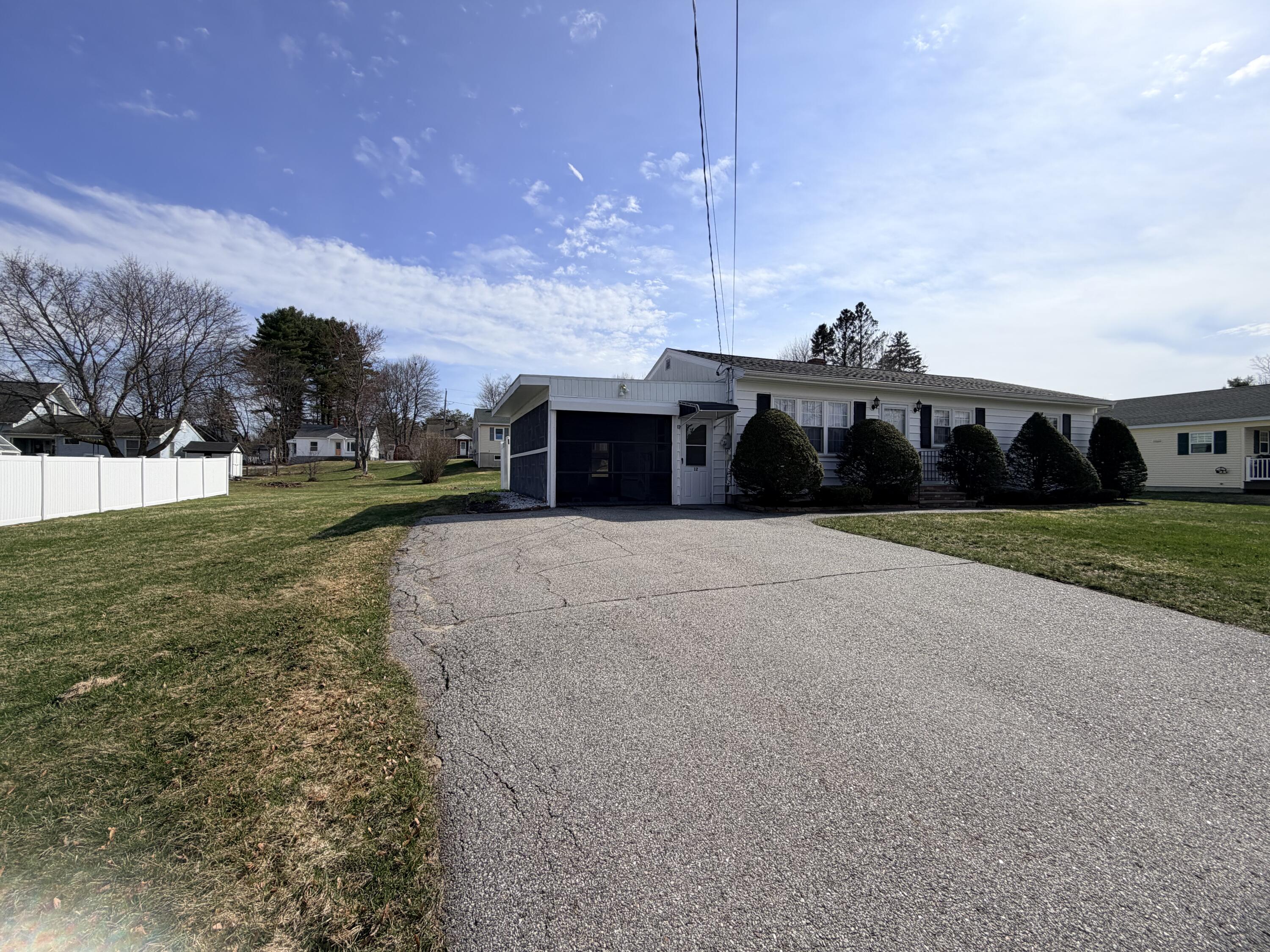 12 Dee Street, Auburn, ME, 04210