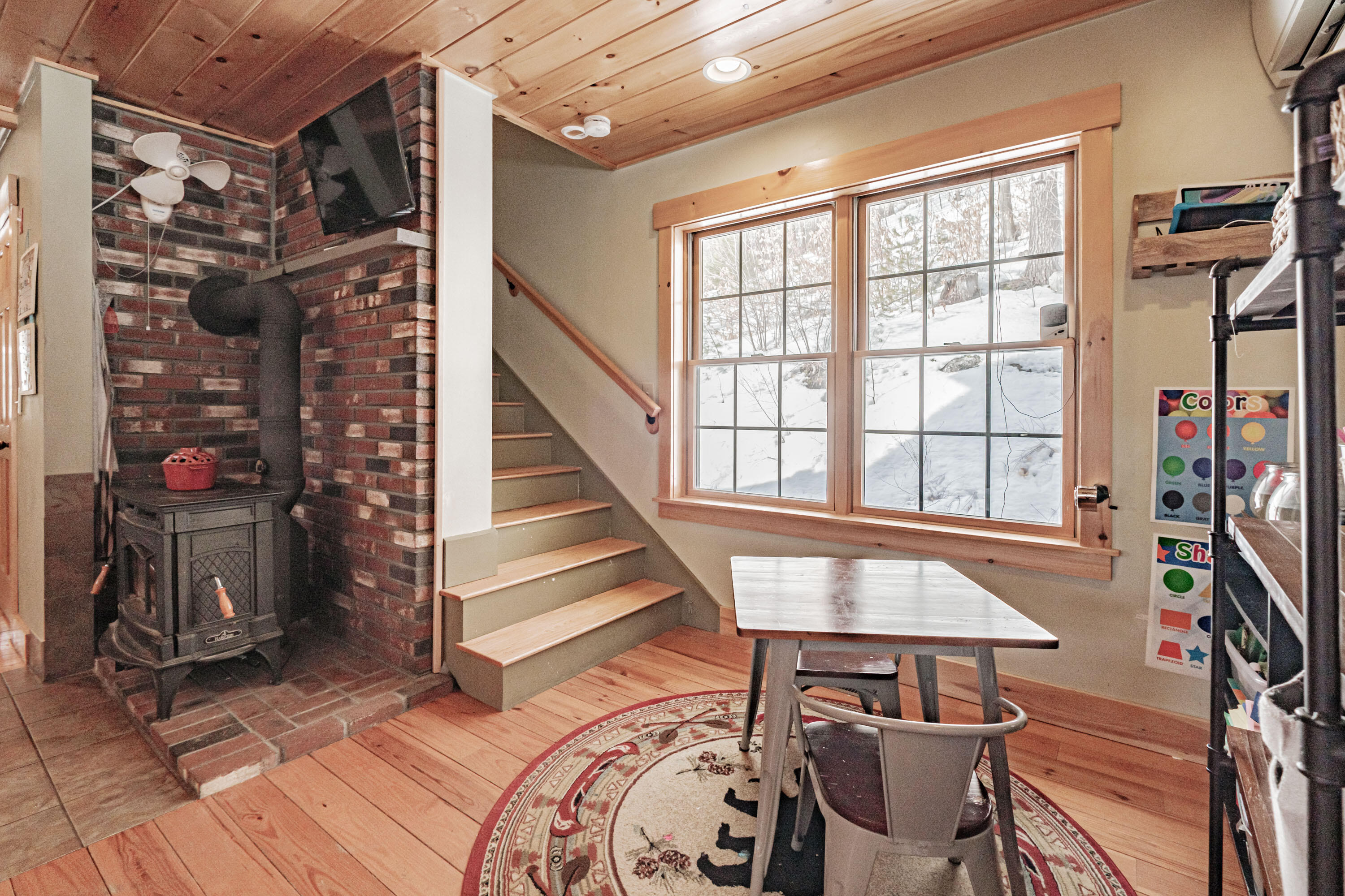 6 Gordon Avenue, Rumford, ME, 04276-4041