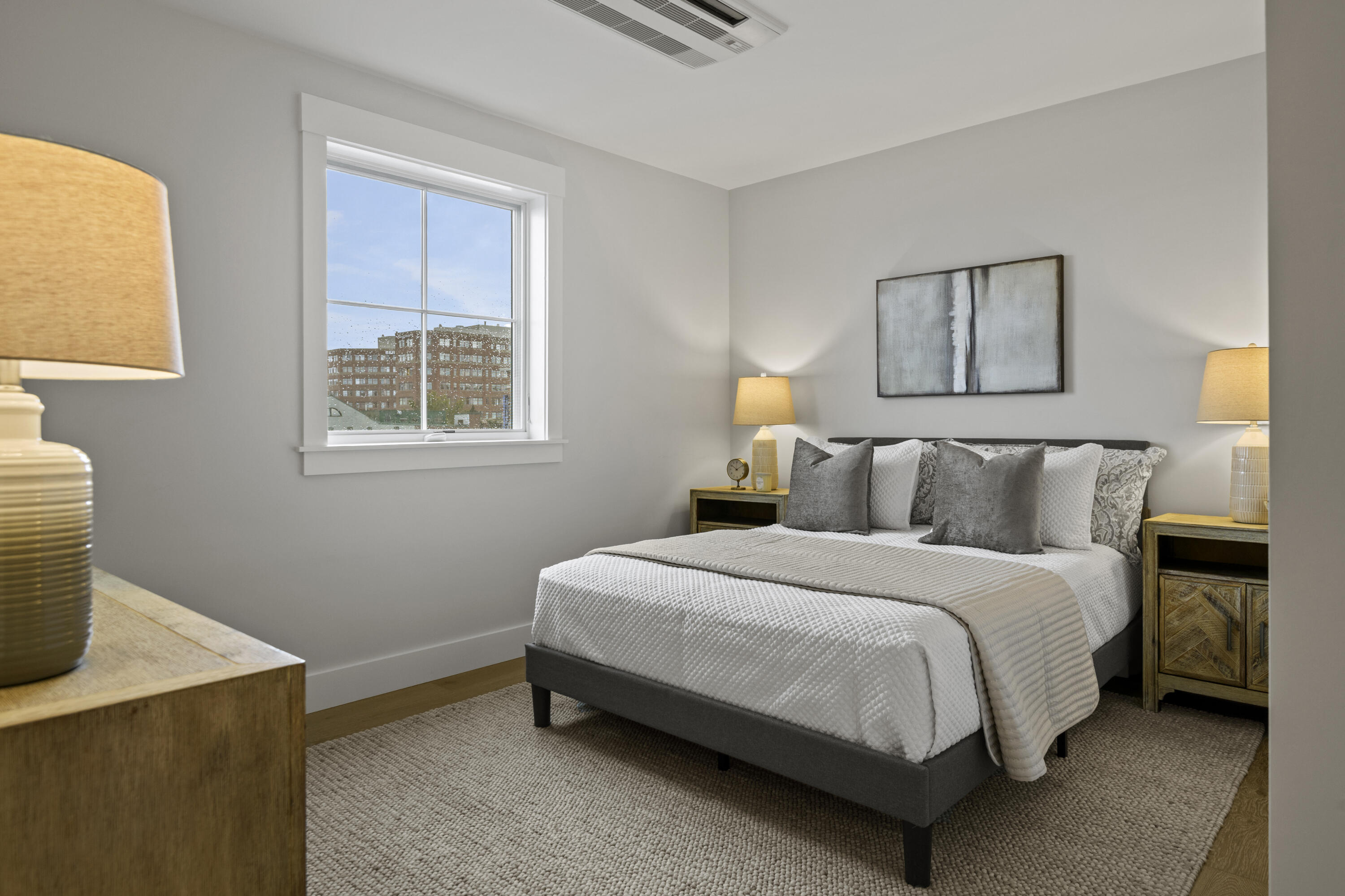 2 India Street UNIT 4, Portland, ME, 04101