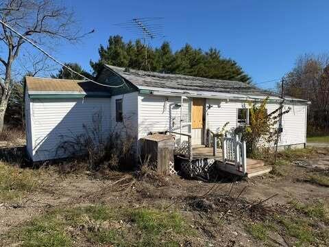 Photo of 15 West Street Benton ME 04901