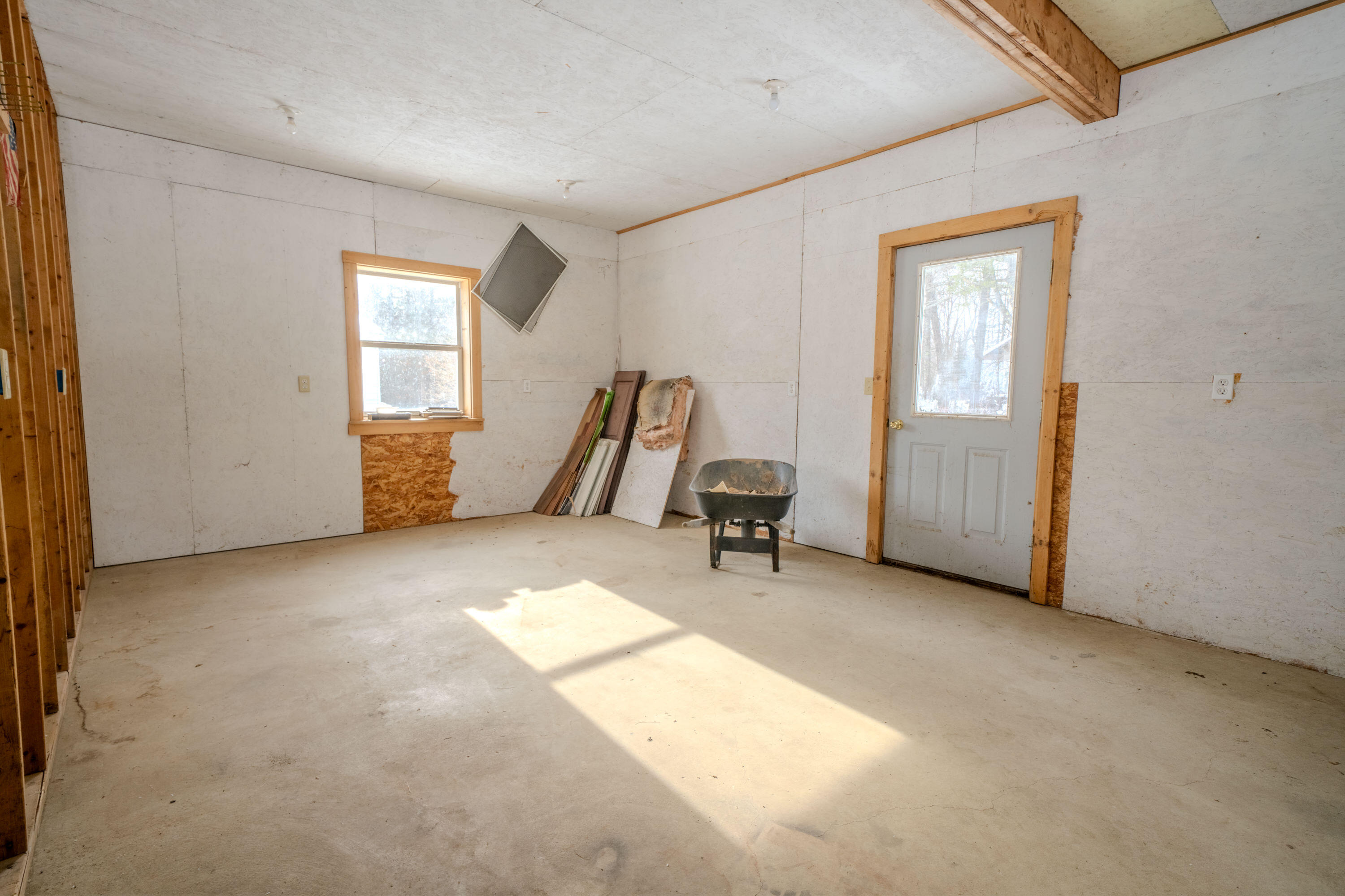 9 Rolerson Rd., Belfast, ME, 04915