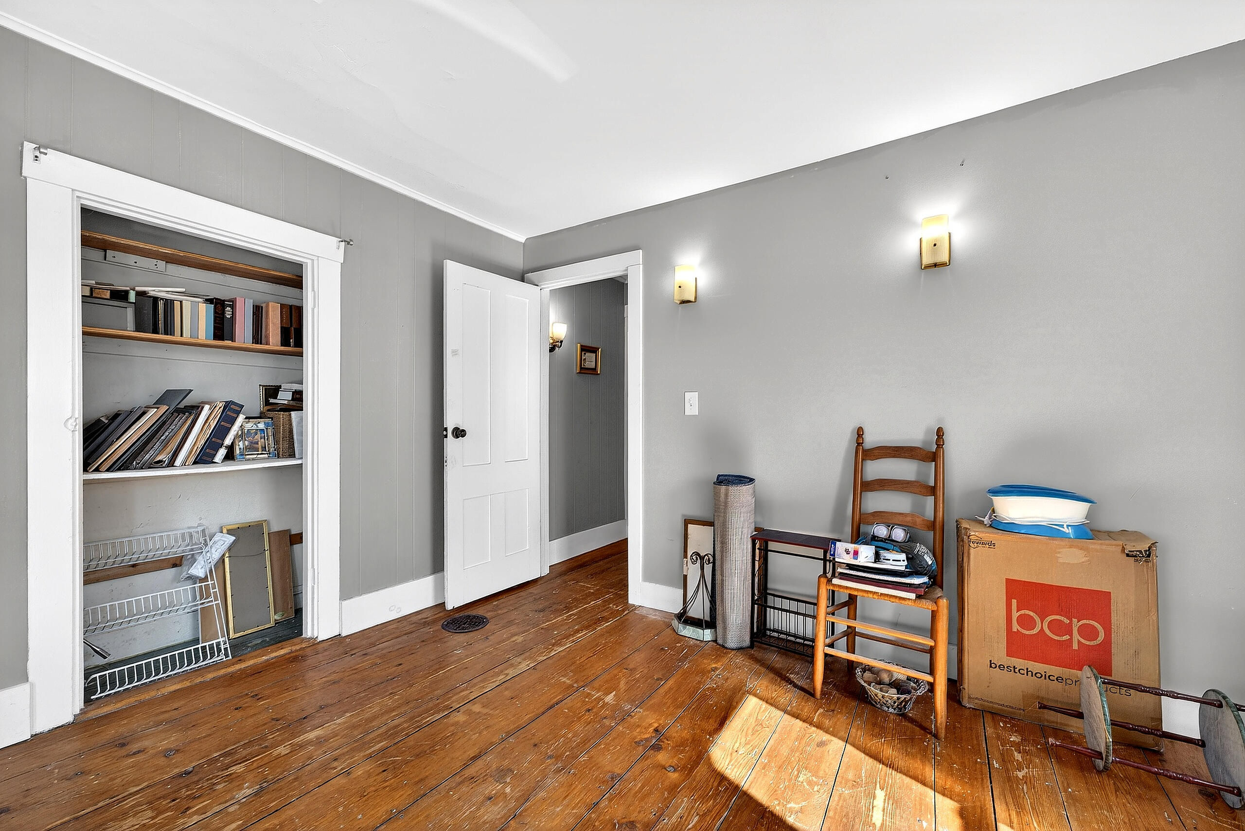 192 Brunswick Avenue, Gardiner, ME, 04345